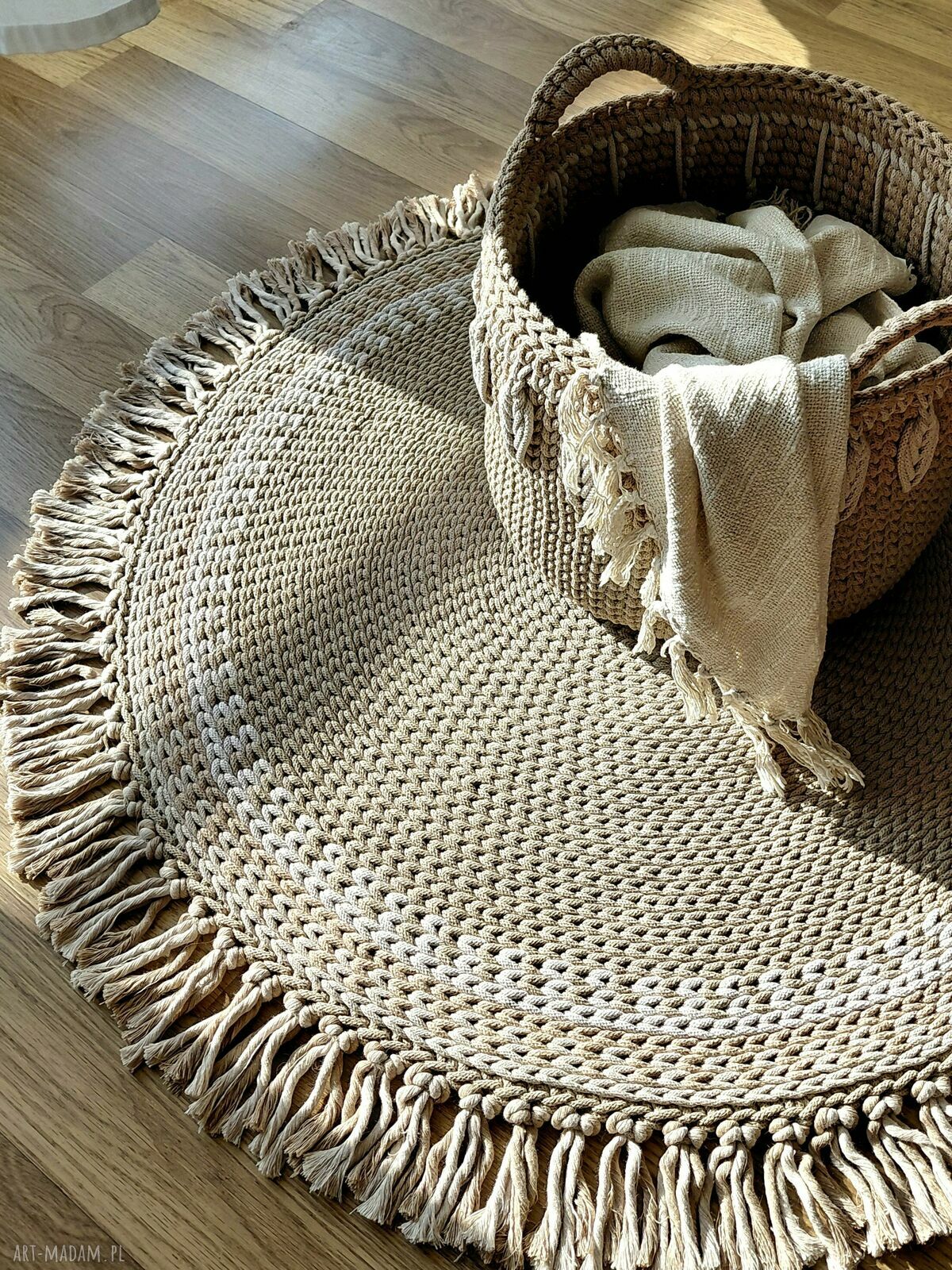Sznurkowy zestaw do przechowywania z ręcznymi splotami - kosz 34 cm i dywanik z frędzlami 95 cm