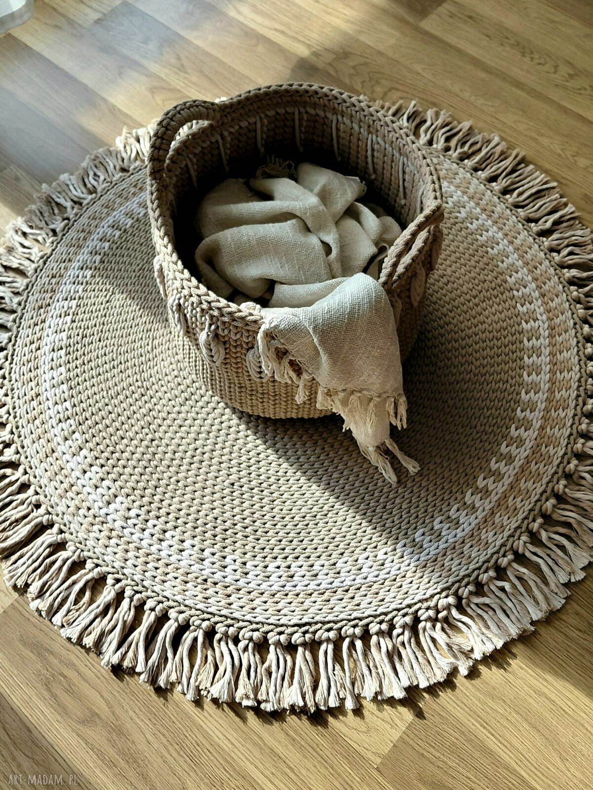 Sznurkowy zestaw do przechowywania z ręcznymi splotami - kosz 34 cm i dywanik z frędzlami 95 cm
