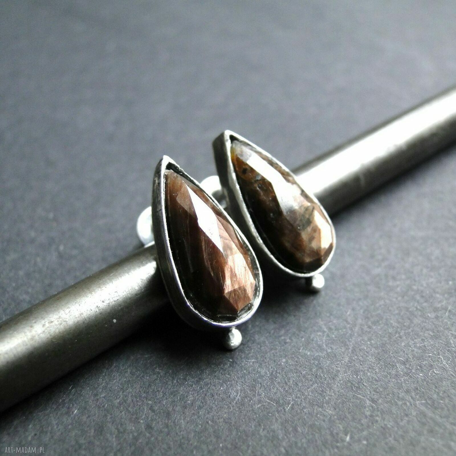 Oryginalne kolczyki handmade dla kobiet