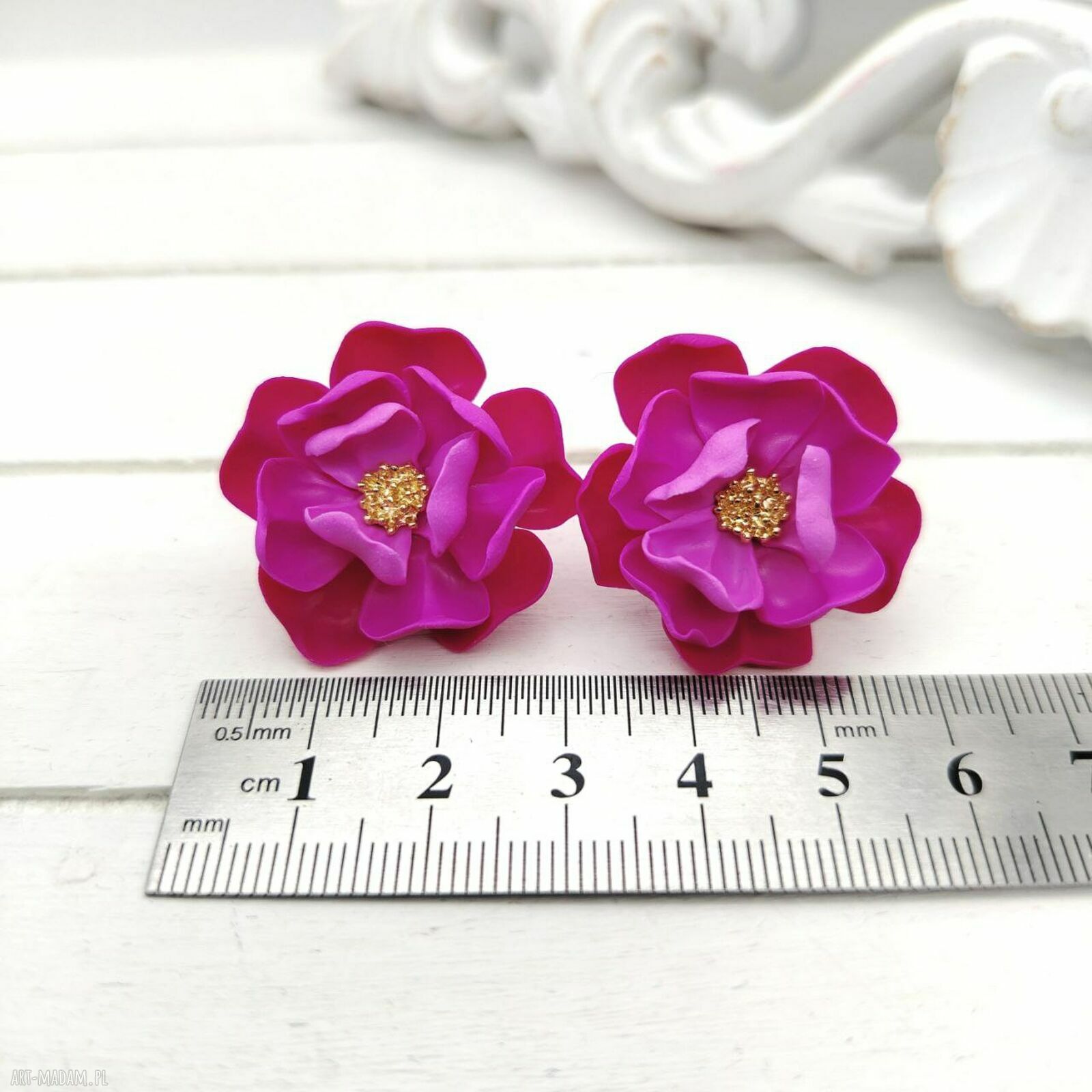 Różowe kolczyki sztyfty z kwiatami handmade - średnica ok. 28 mm