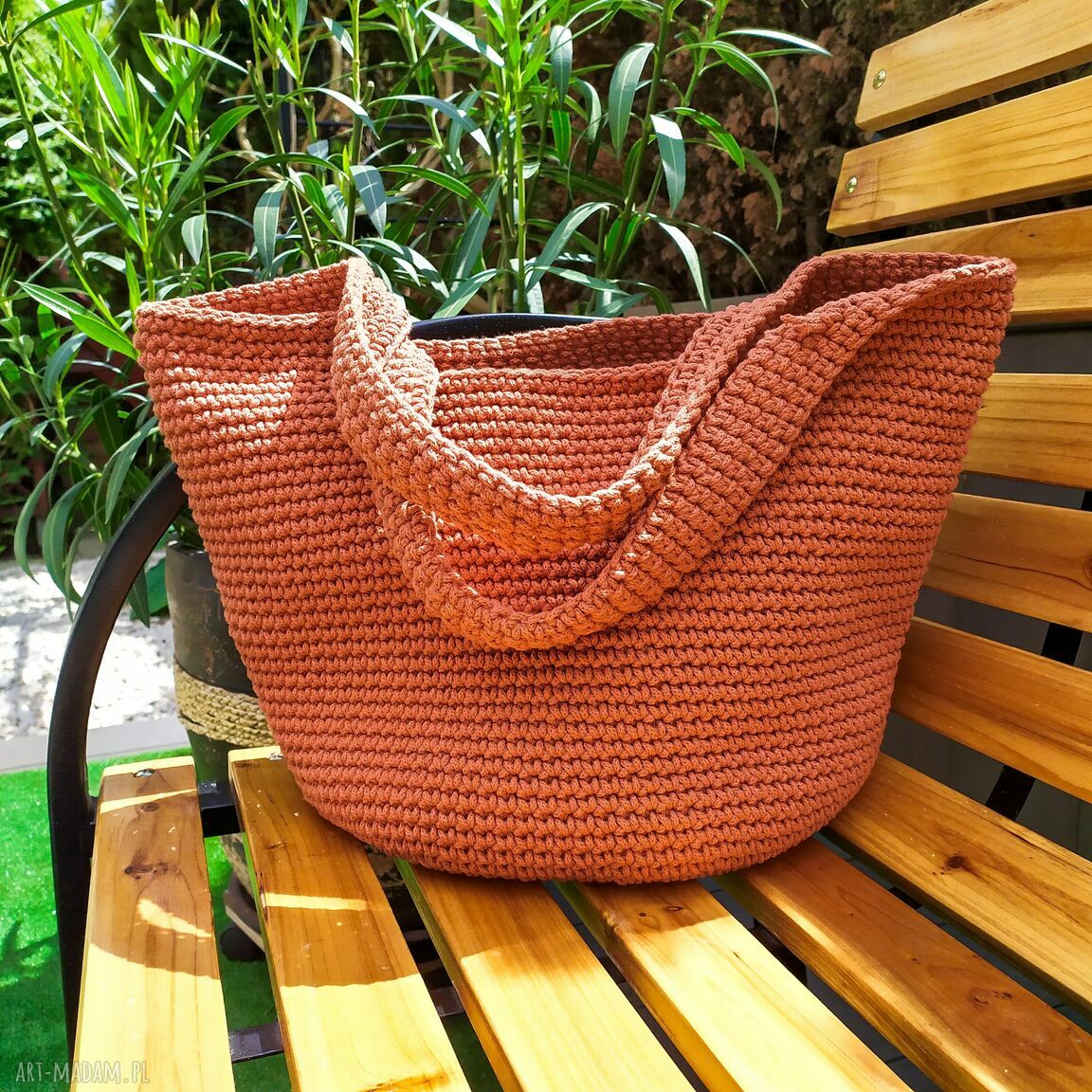 Ręcznie robiona szydełkowa torba shopper na lato w kolorze terakoty