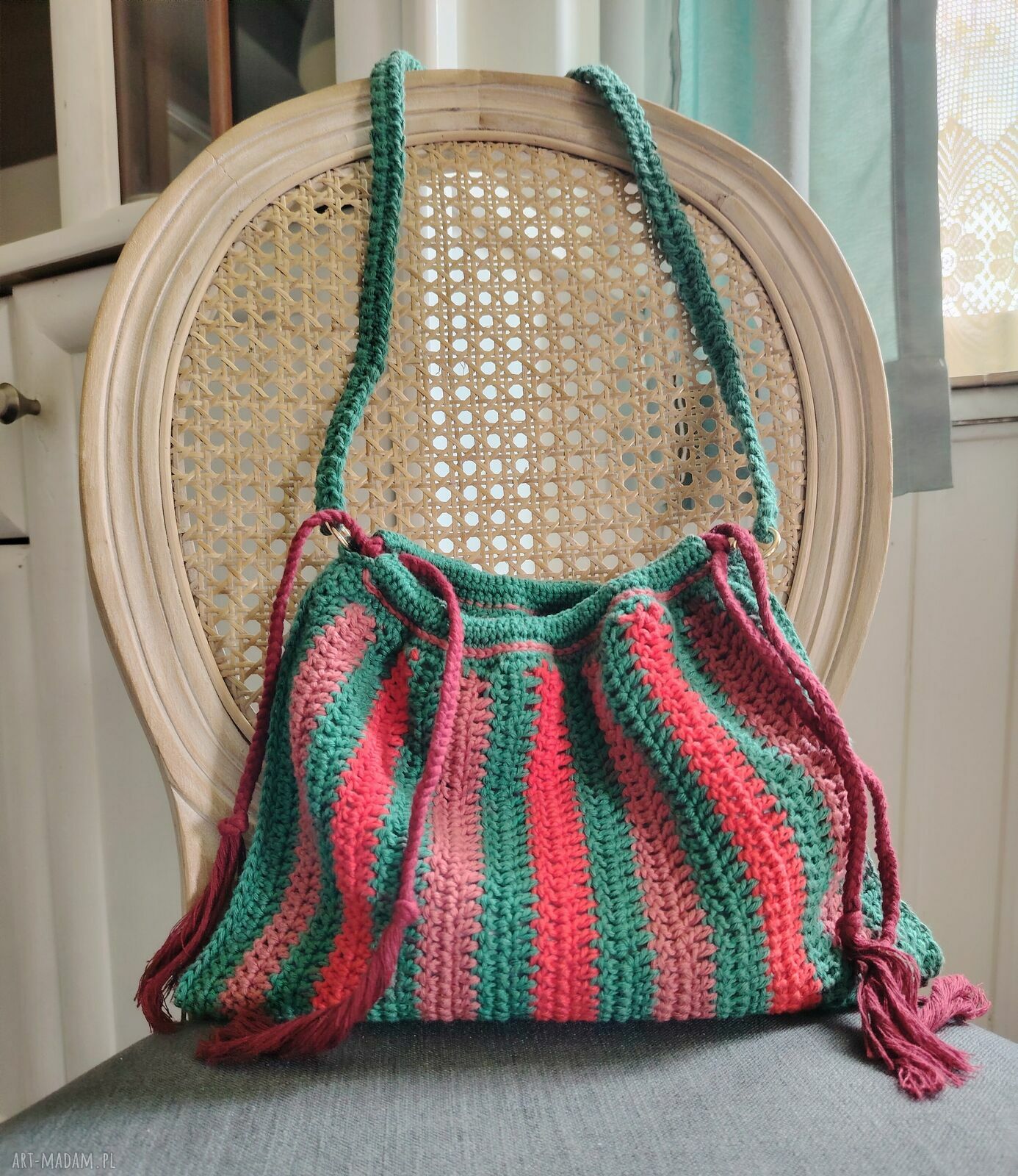 Szydełkowa torba na ramię w kolorowe paski z podszewką - 35x23