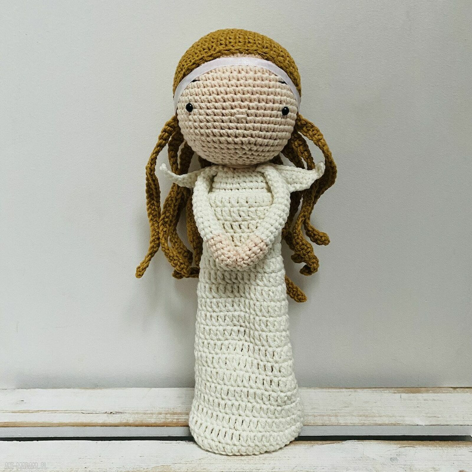 Szydełkowy Anioł Stróż handmade - lalka dekoracyjna dla dziecka