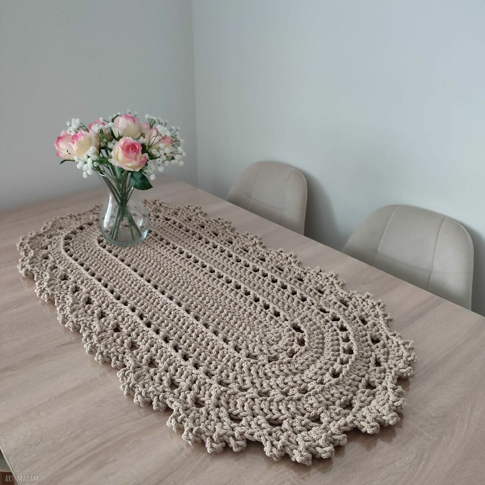 Bieżnik szydełkowy ze sznurka bawełnianego, owalny 50x100 cm