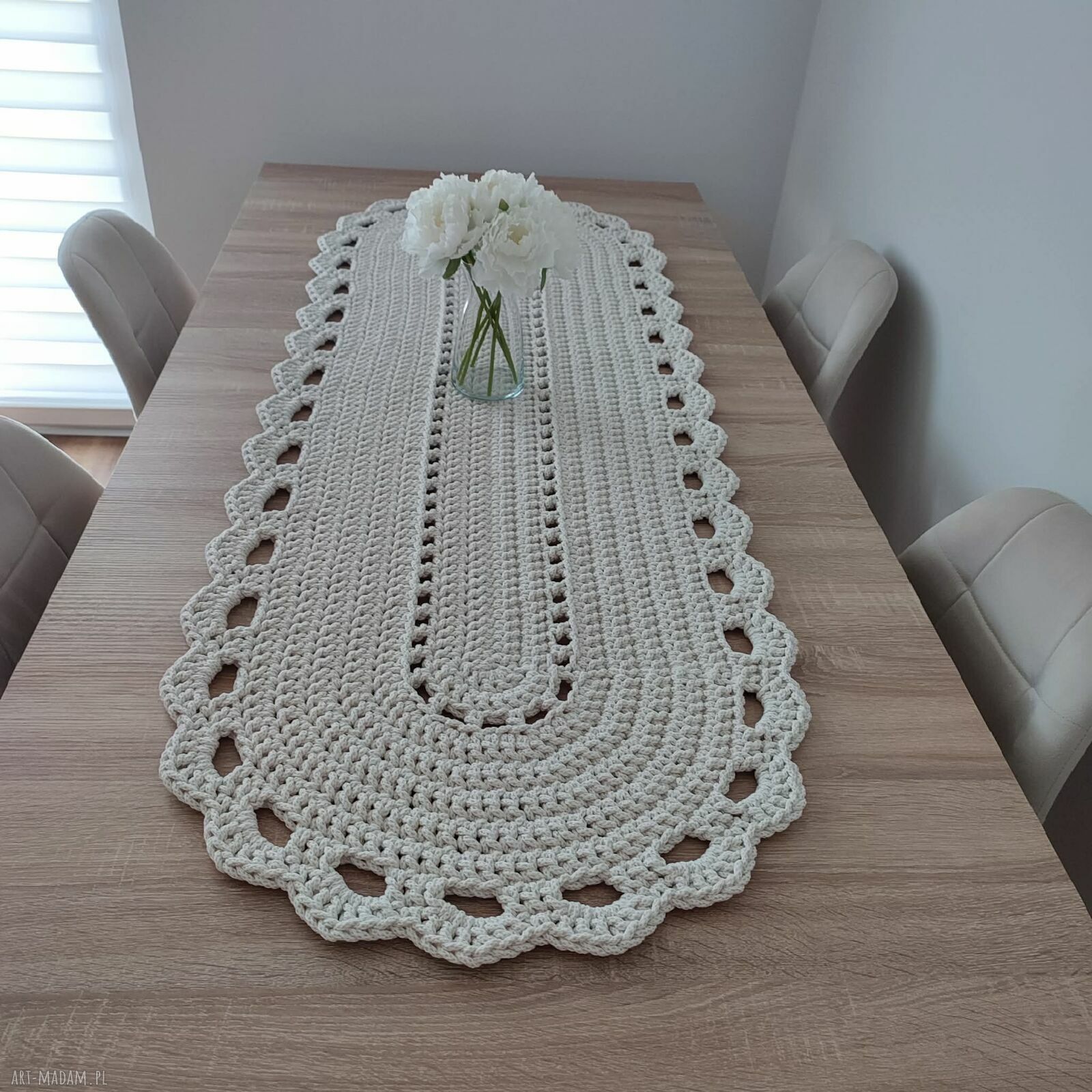 Owalny bieżnik szydełkowy ze sznurka bawełnianego 50x150 cm