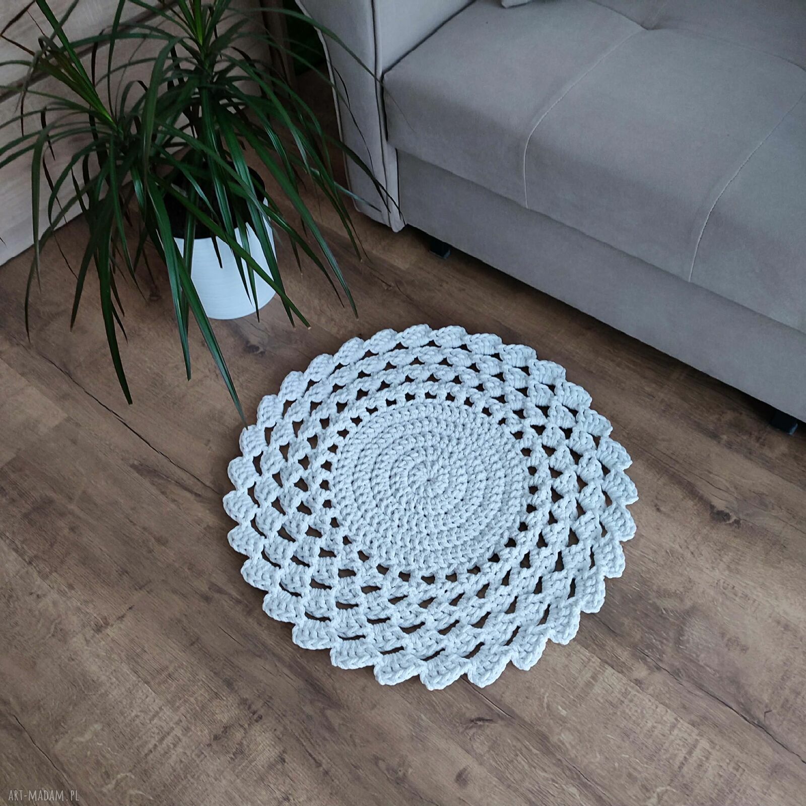 Dywan szydełkowy okrągły ze sznurka bawełnianego 60 cm