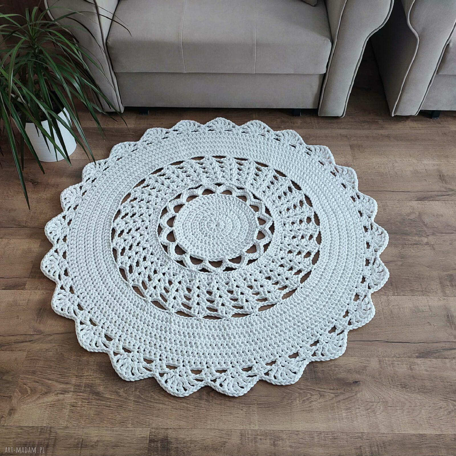 Dywan szydełkowy ze sznurka bawełnianego 110 cm