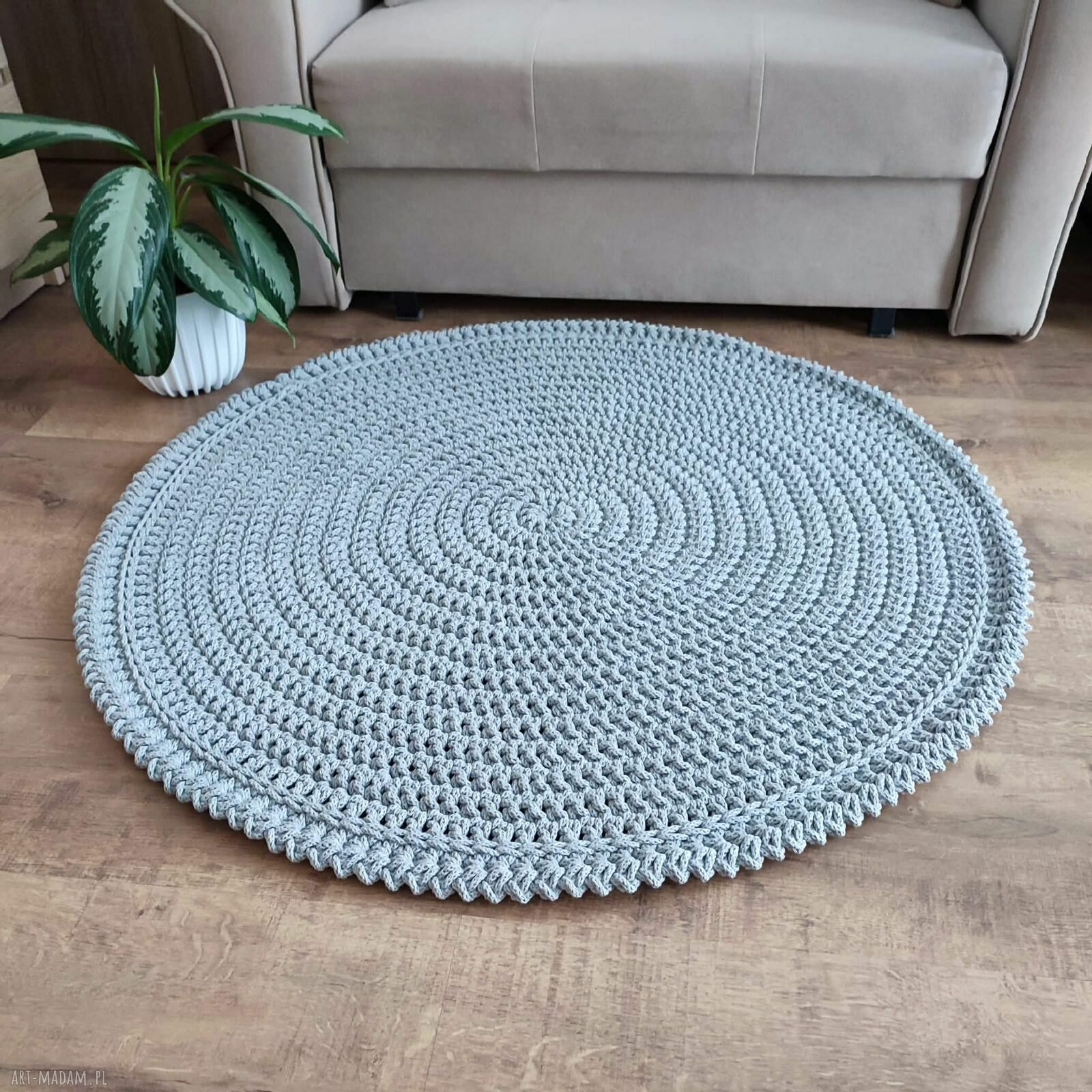 Okrągły dywan szydełkowy ze sznurka bawełnianego 90 cm