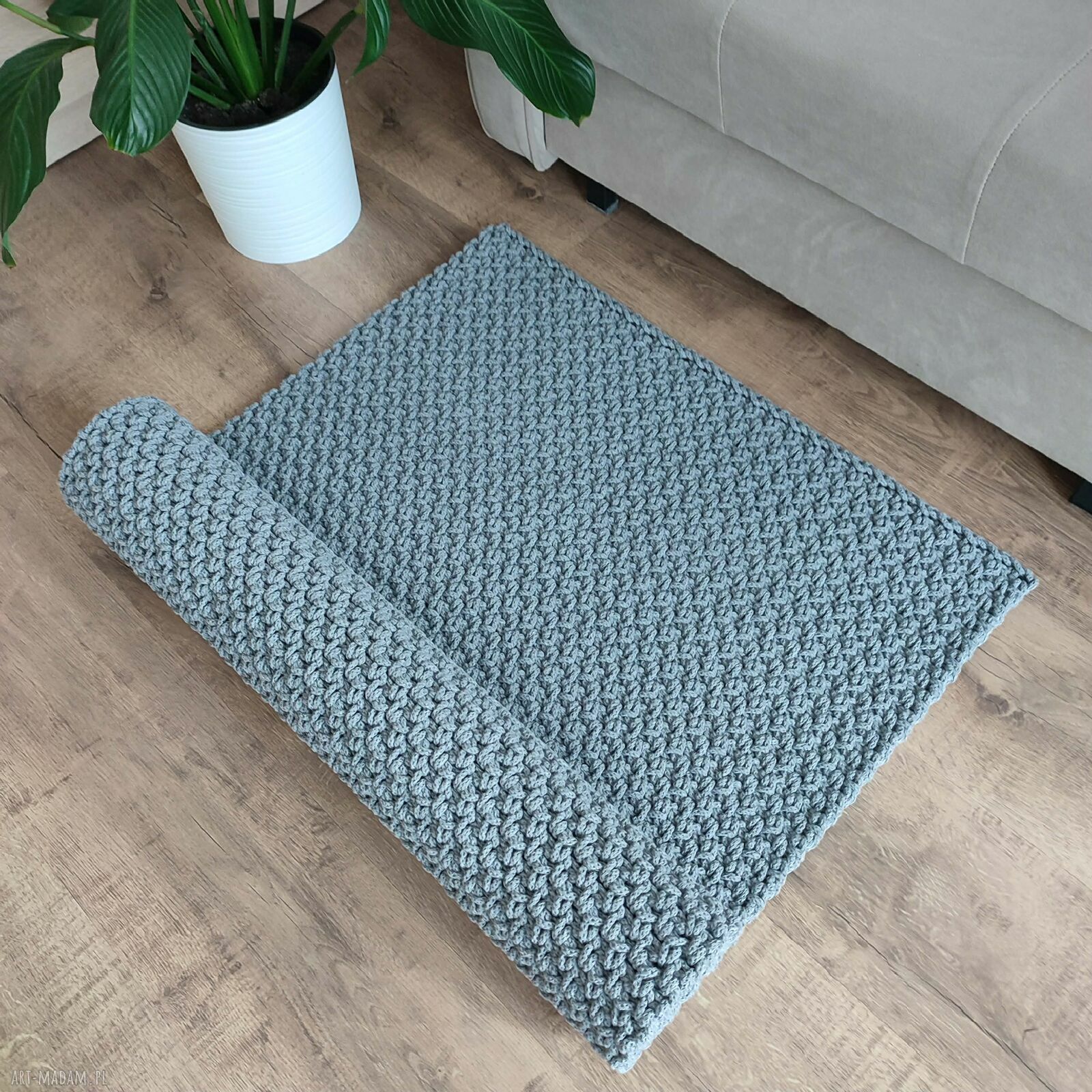 Dywan szydełkowy ze sznurka 75 x 125 cm - szary boho do sypialni i salonu