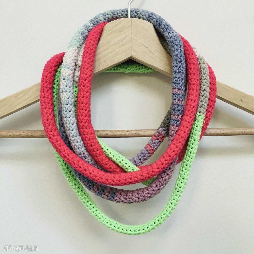 Neonowy naszyjnik szydełkowy boho handmade z bawełny