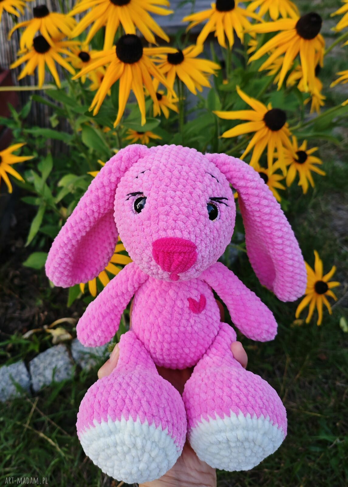 Szydełkowy pluszowy króliczek - handmade przytulanka dla dziecka