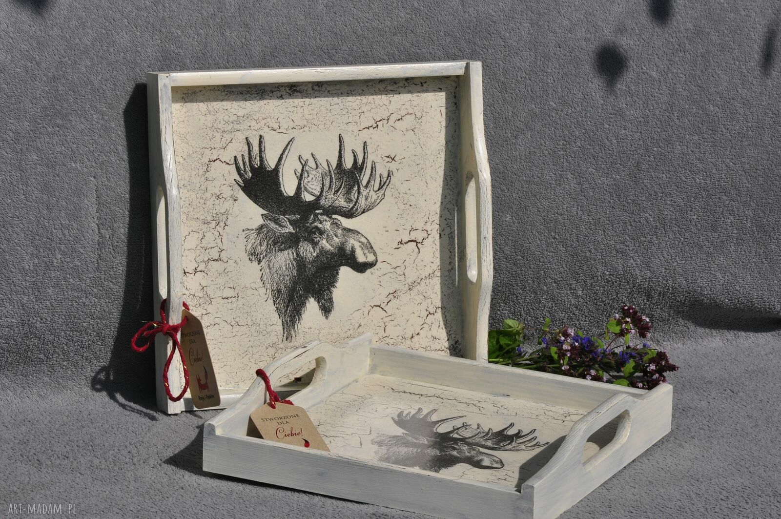 Ręcznie zdobiona taca drewniana w stylu vintage - decoupage łoś