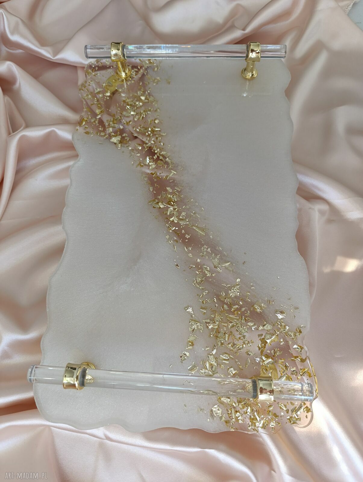 Prostokątna taca na nóżkach - elegancka dekoracja handmade ze złotą folią
