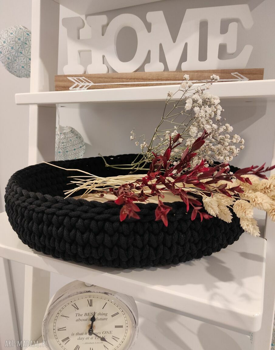 Taca ze sznurka - czarny organizer na szydełku (ok. 33 cm)