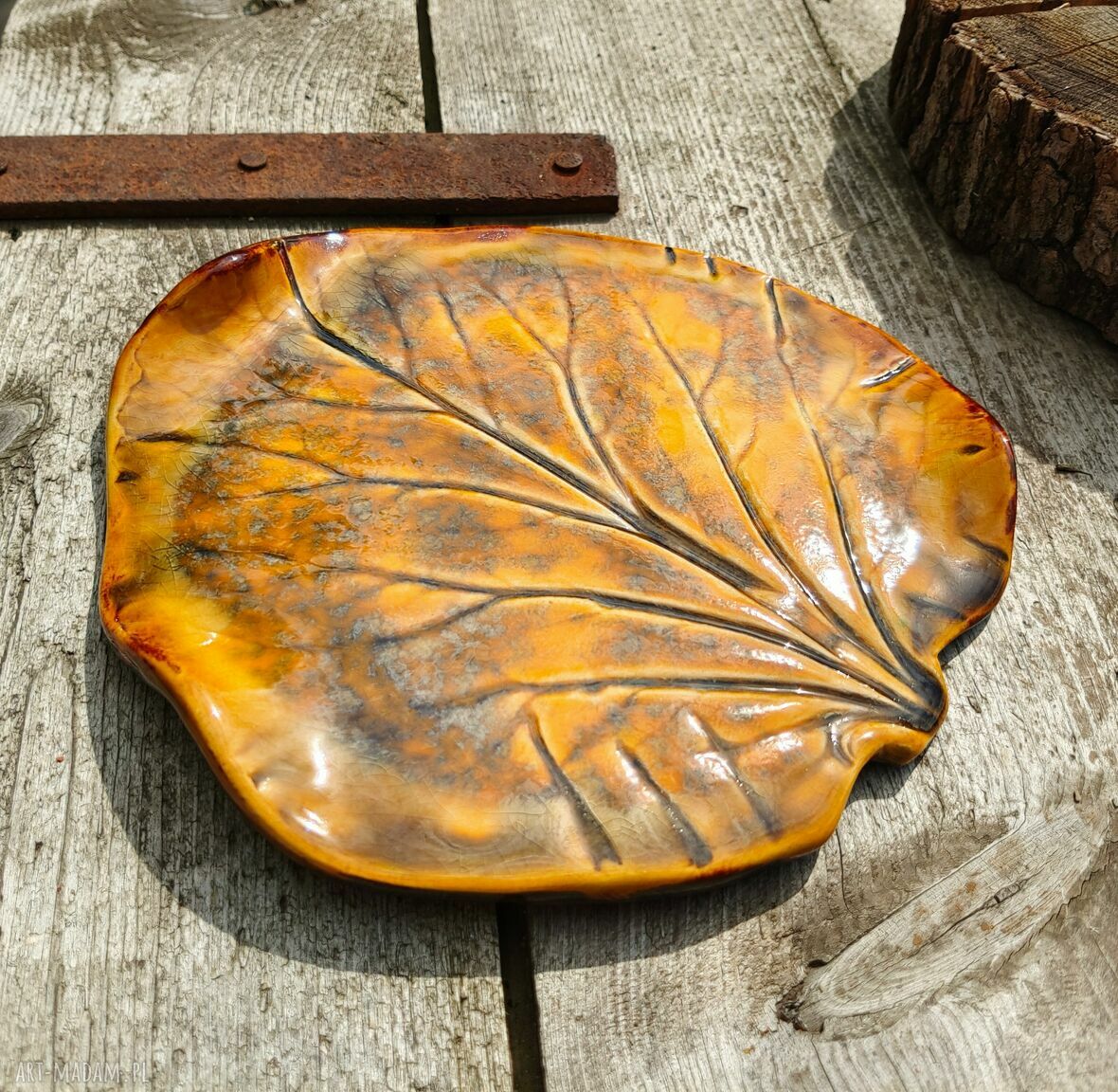 Ceramiczny talerz Liść (c522) Shiraja - 22x22 cm