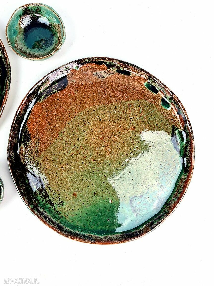 Ręcznie robiony talerz ceramiczny poLEPIONE 20 cm - błyszczące szkliwo w zieleni, turkusie i brązie