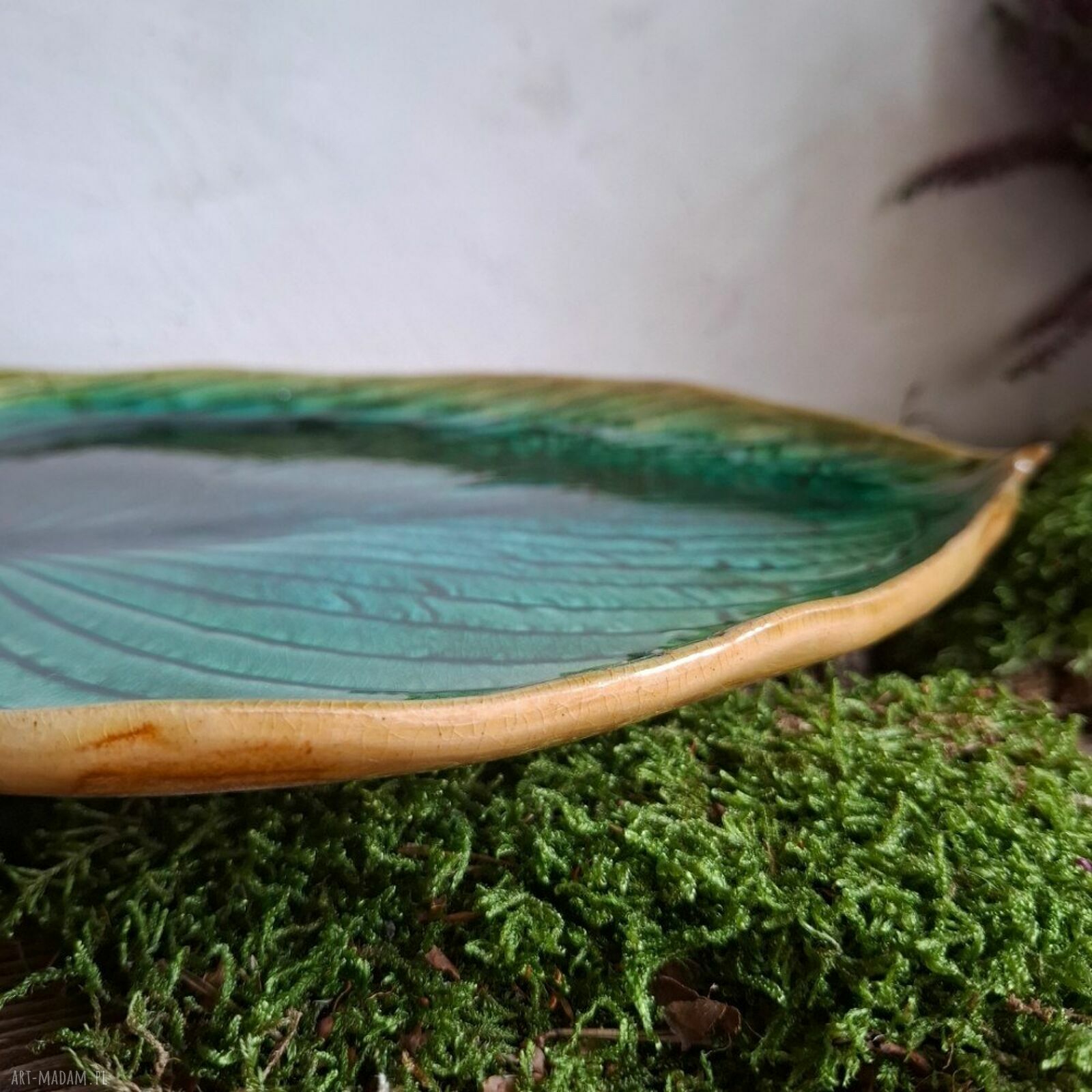 Talerz ceramiczny - liść do sushi i przystawek