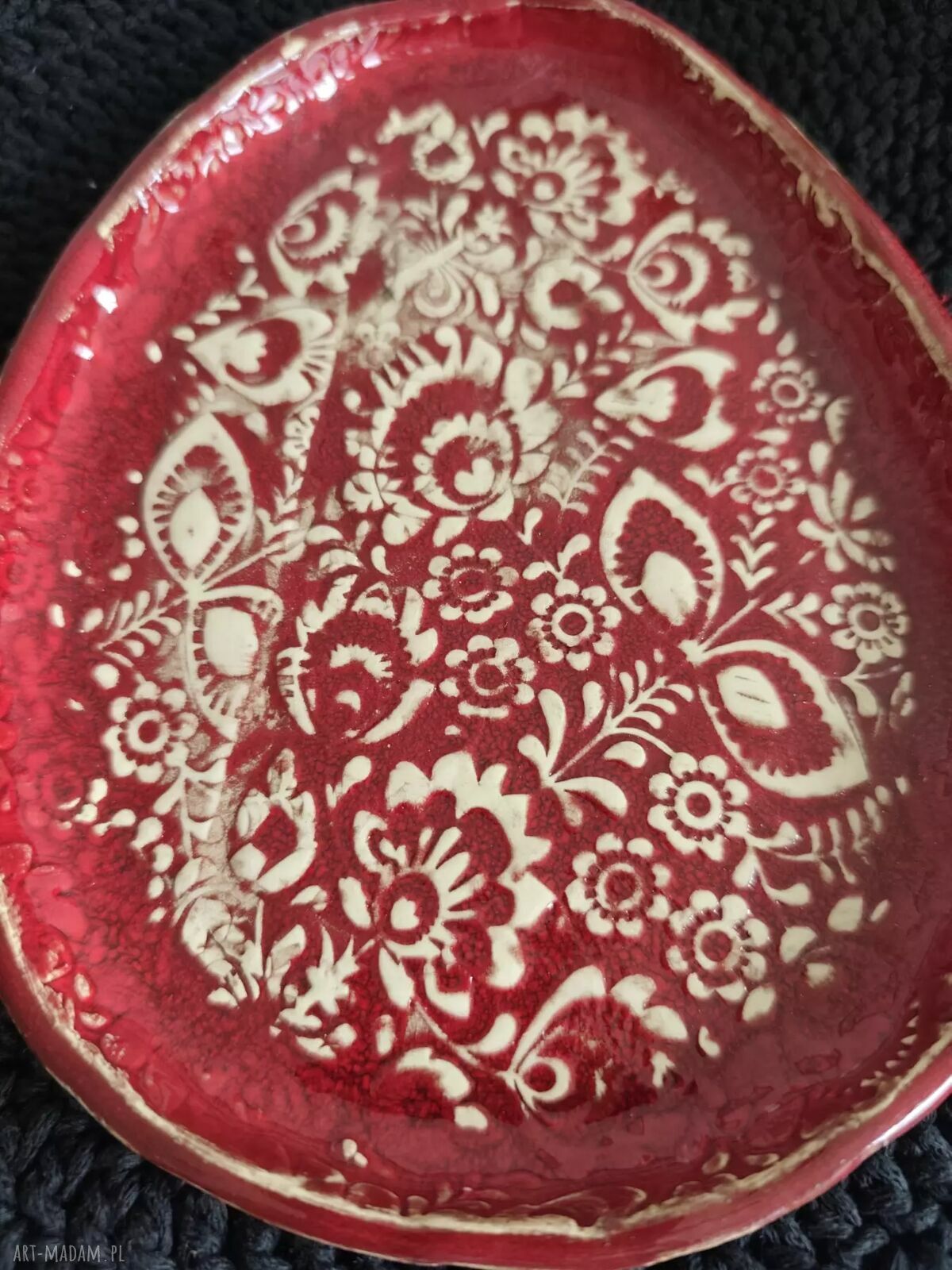 Talerz ceramiczny we wzory
