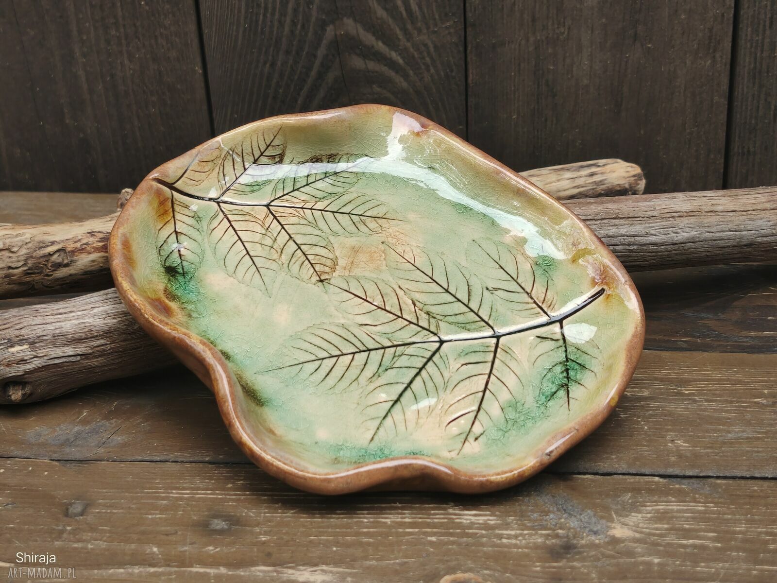 Talerzyk ceramiczny liście (c893)