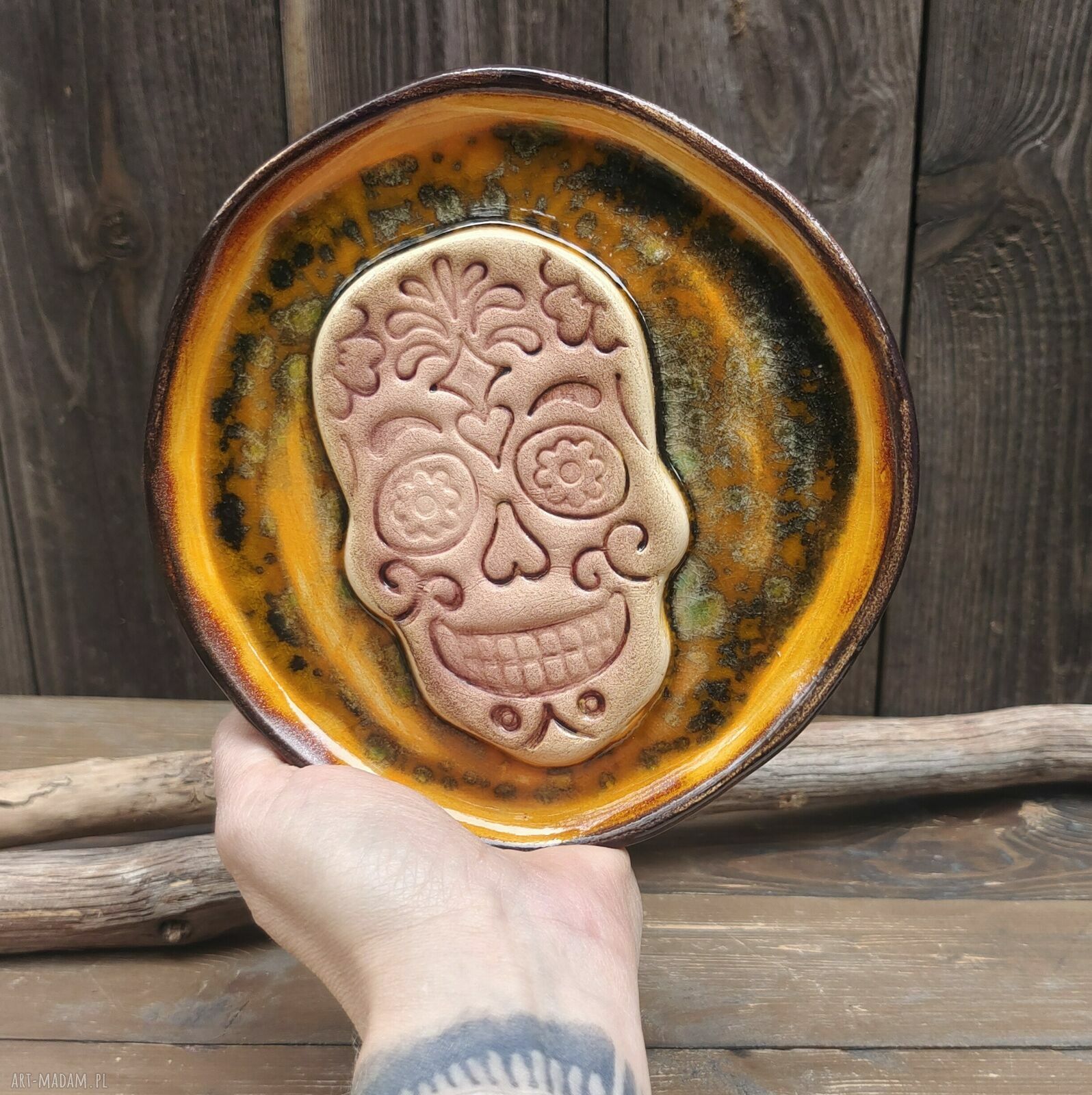 Ceramiczny talerzyk z czaszką C877 - na kadzidła, Palo Santo i biżuterię