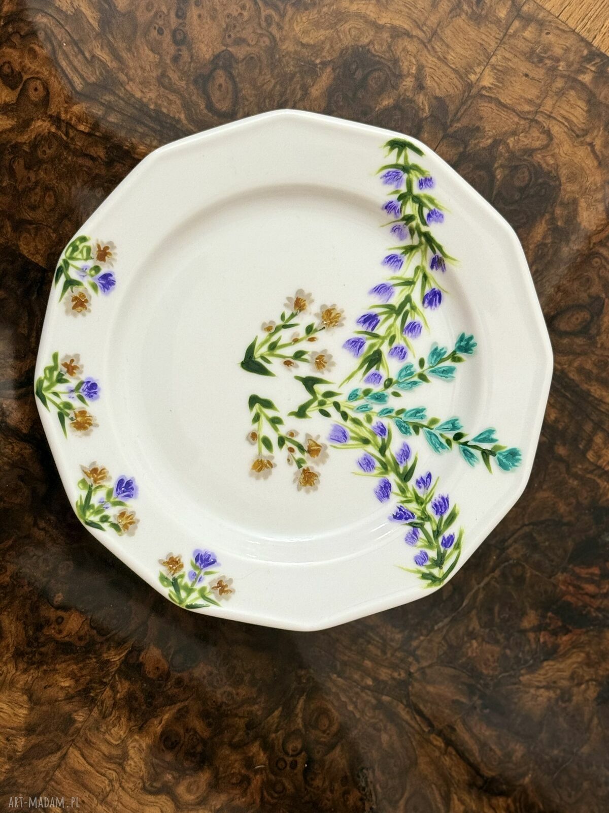 Ręcznie malowany zestaw deserowy “Kwiaty” z porcelany: talerzyk 16 cm i filiżanka 250 ml