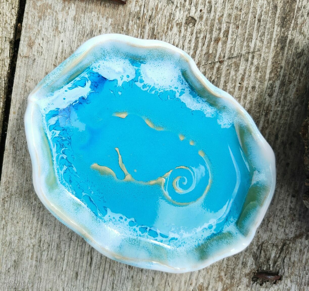 Talerzyk z konikiem morskim (C) - turkusowo-biała podstawka na biżuterię handmade
