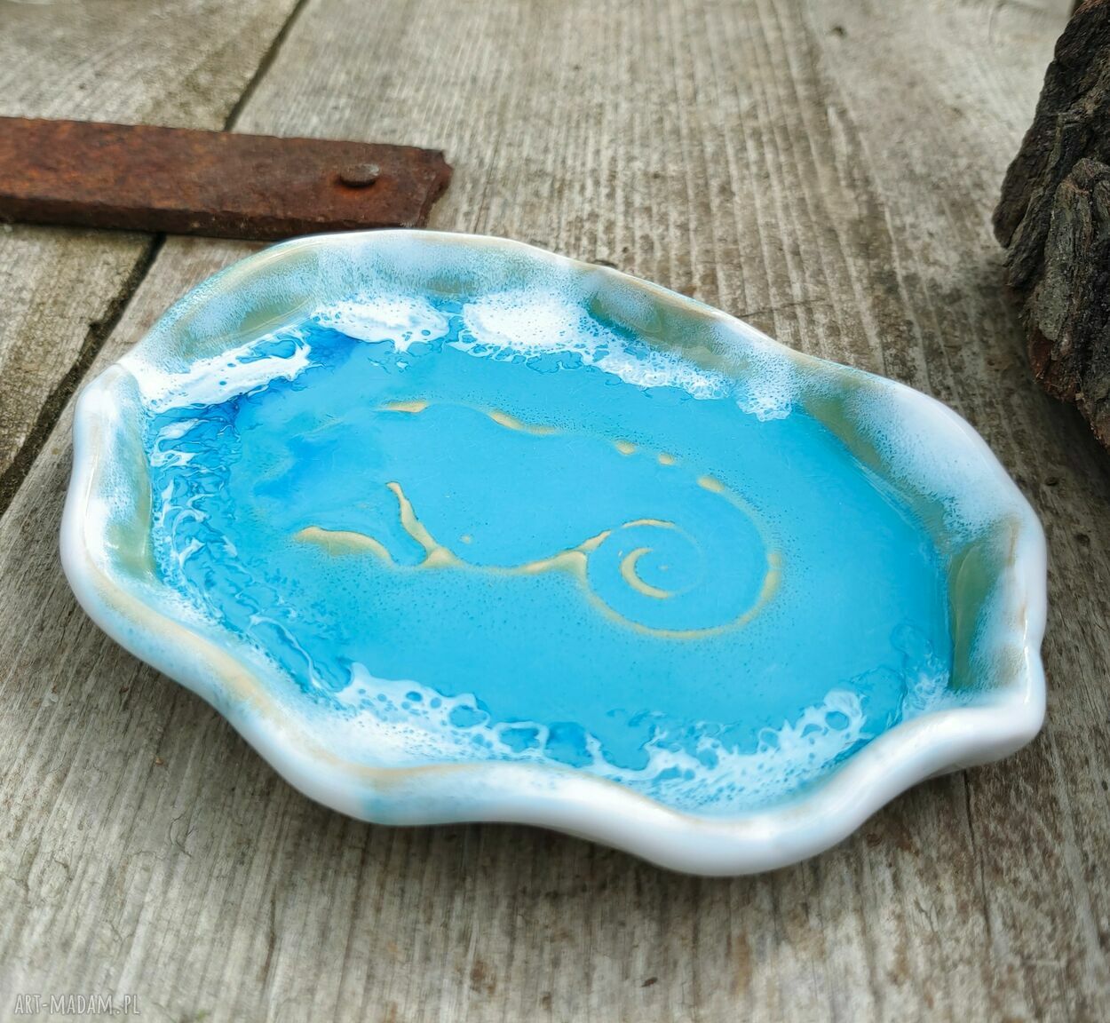 Talerzyk z konikiem morskim (C) - turkusowo-biała podstawka na biżuterię handmade