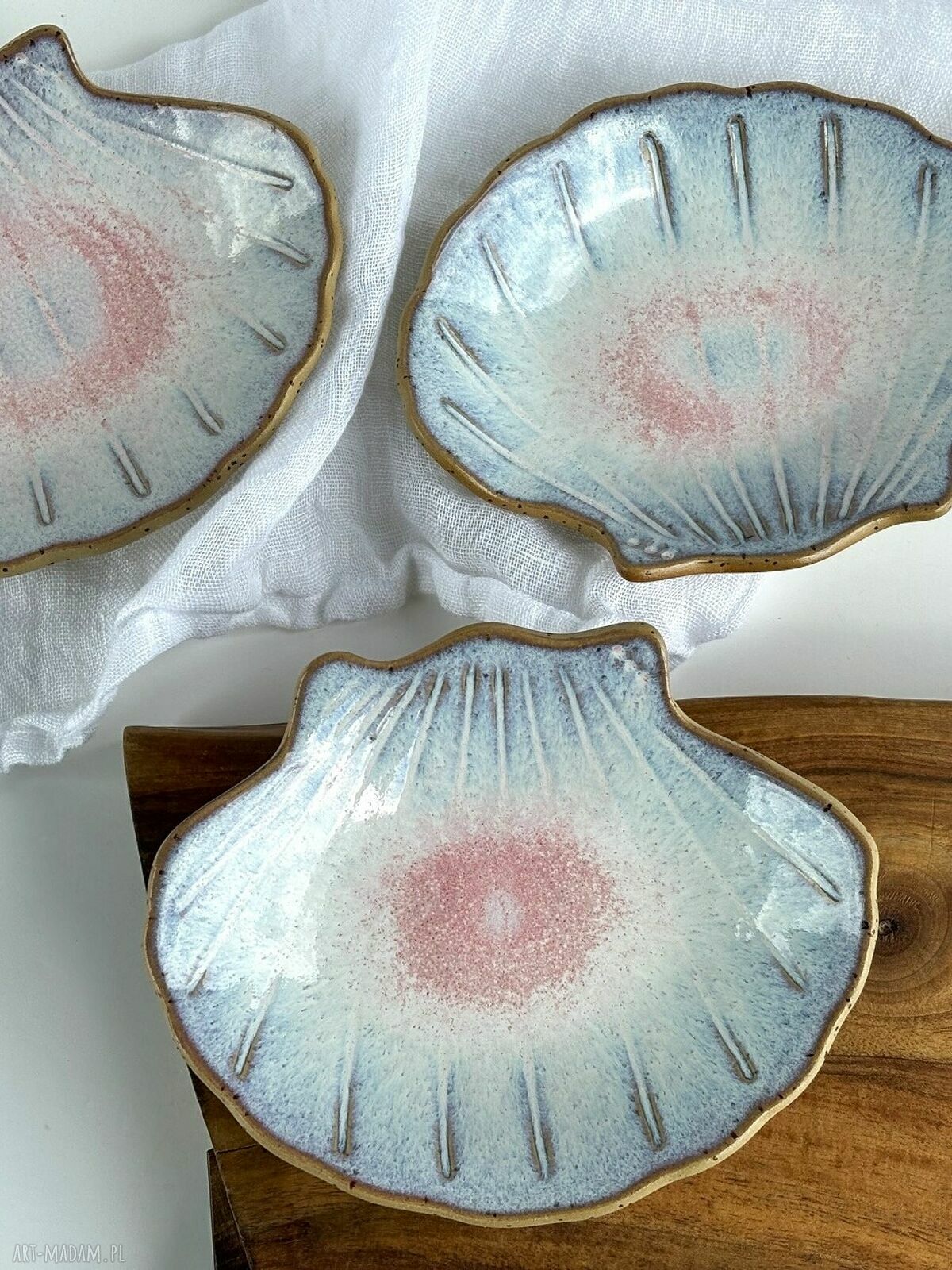 Ceramiczny talerzyk muszla na biżuterię i małe skarby