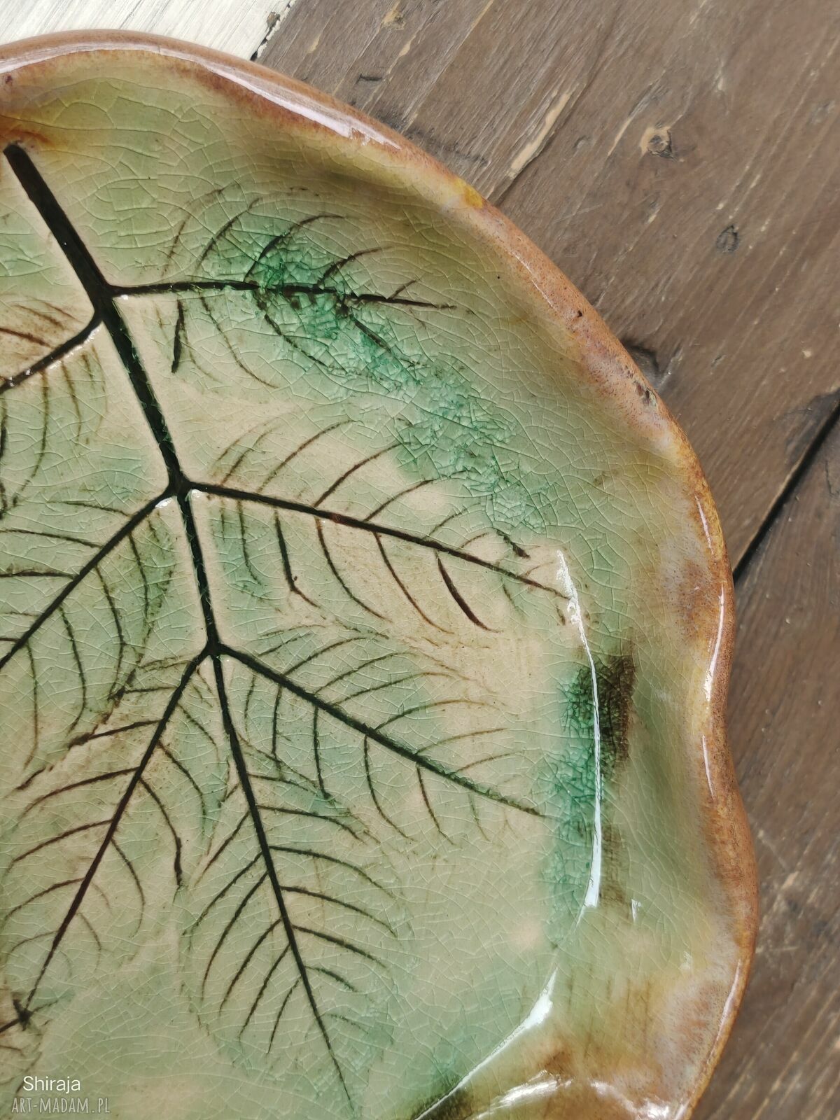Talerzyk ceramiczny liście (c893)