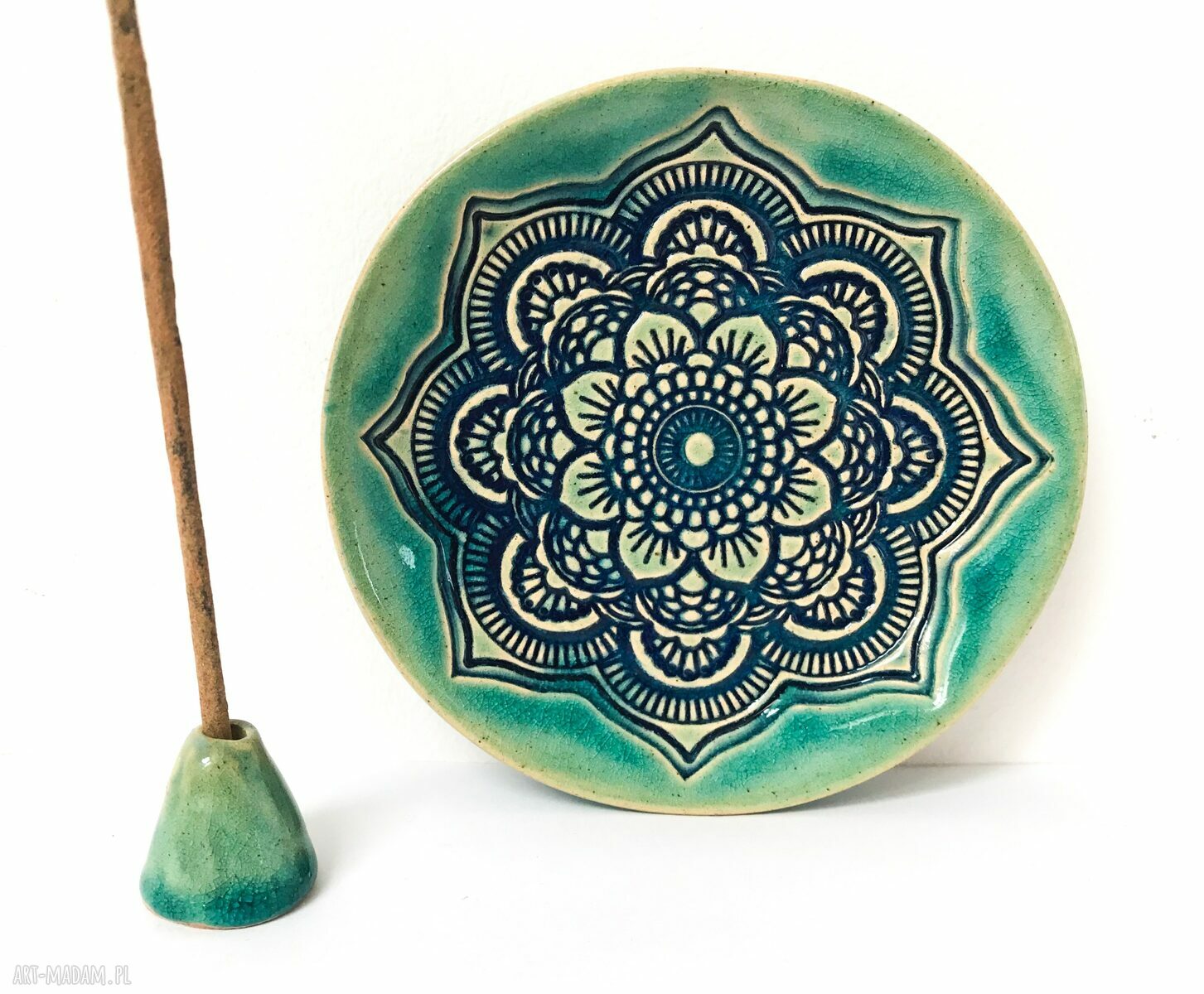 Ceramiczny talerzyk na kadzidełko ze stożkiem