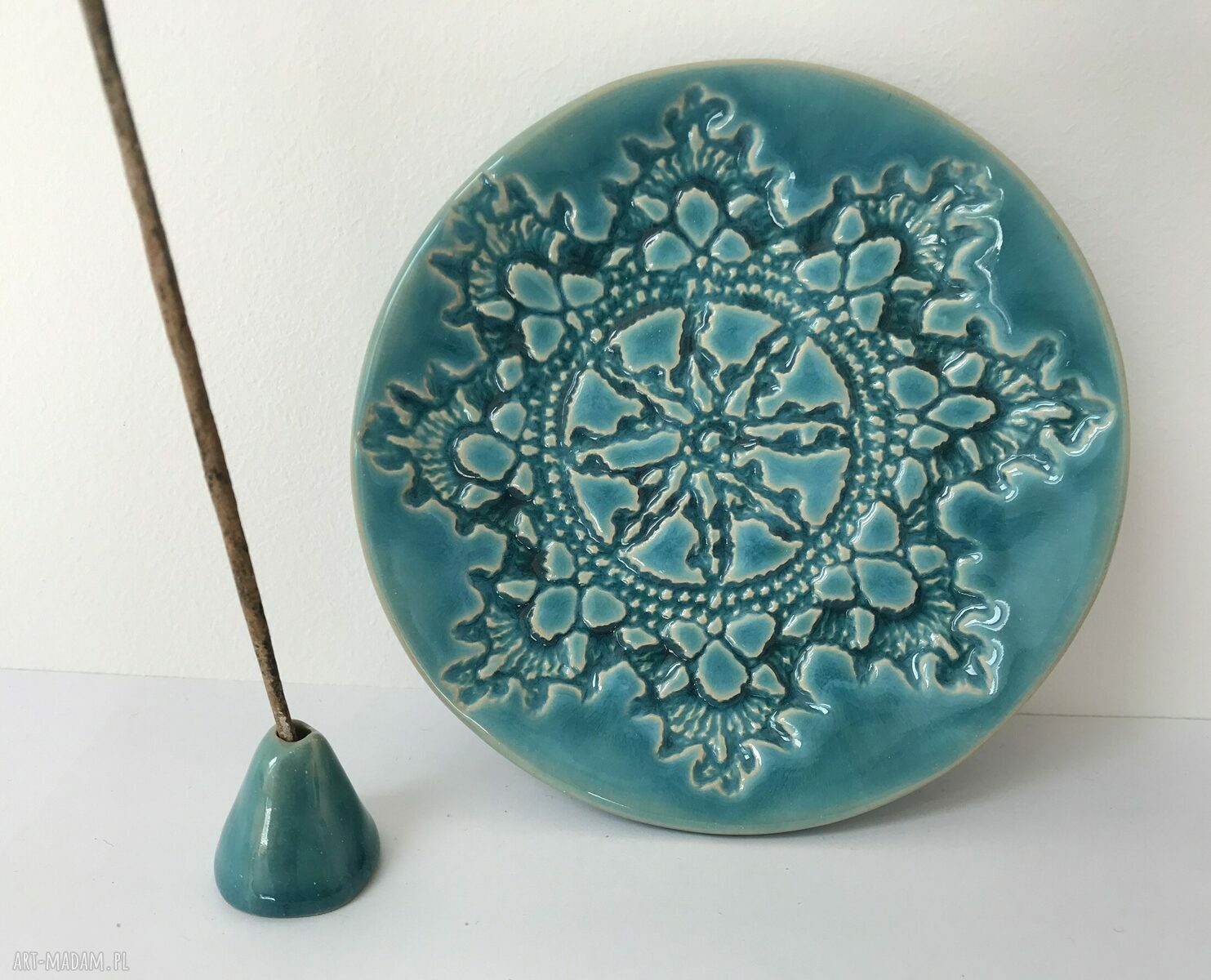 Talerzyk ceramiczny ze stożkiem - zestaw z wzorem koronki