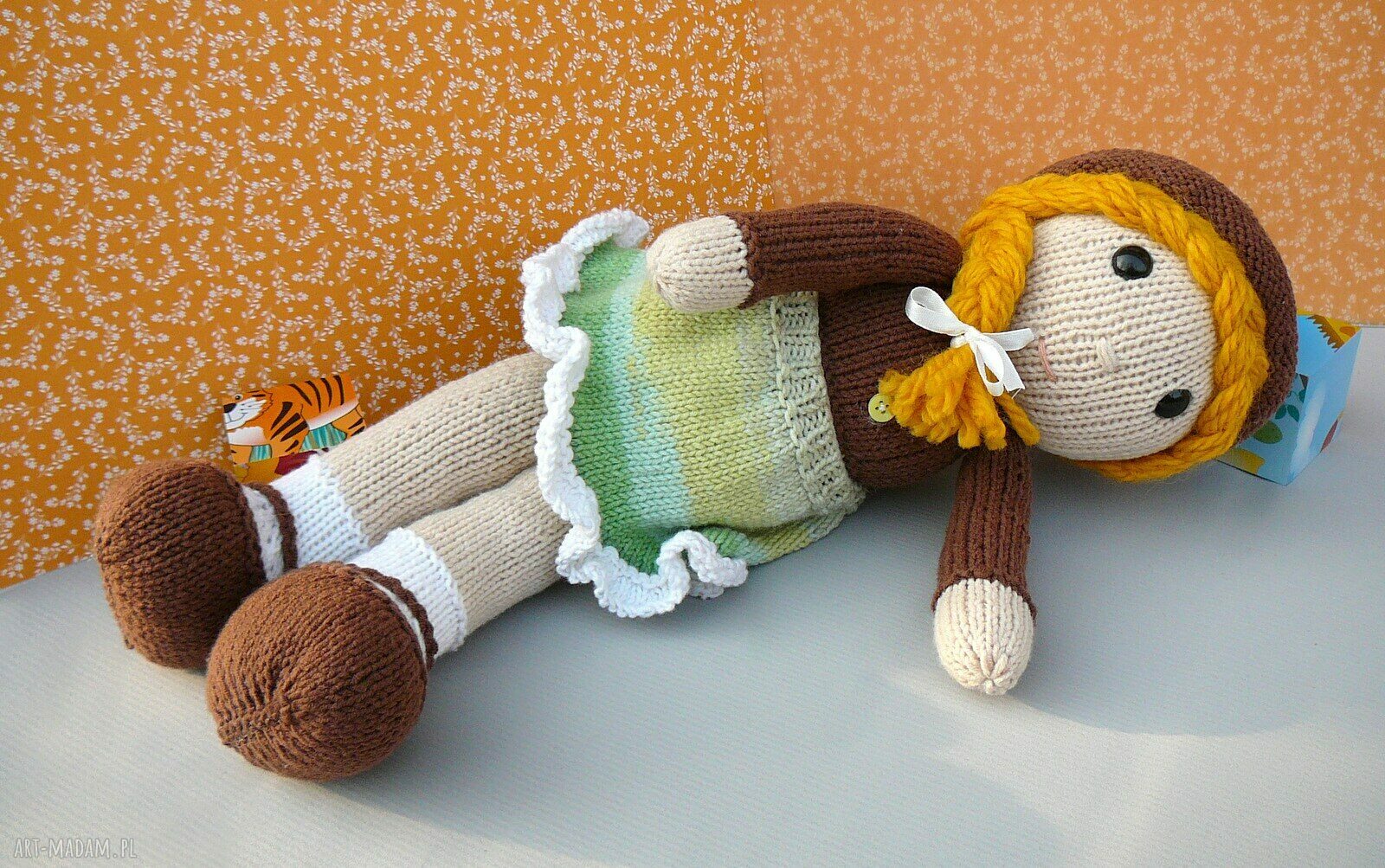 Tamara - lalka przytulanka ręcznie robiona na drutach (40 cm)