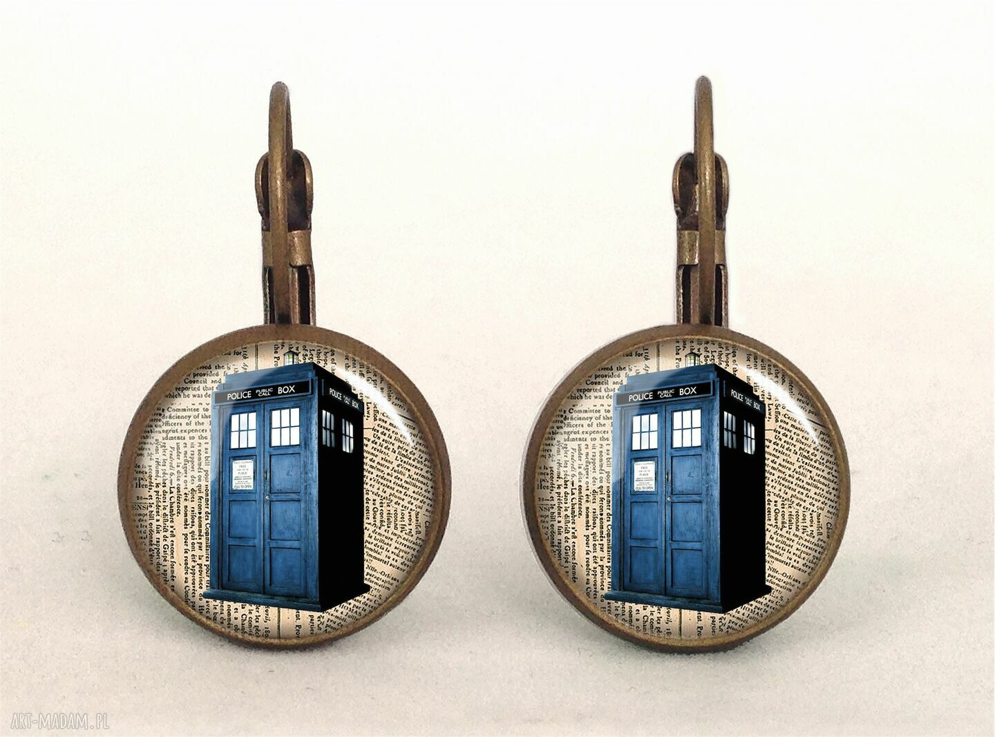 TARDIS - medalion z łańcuszkiem Doctor Who