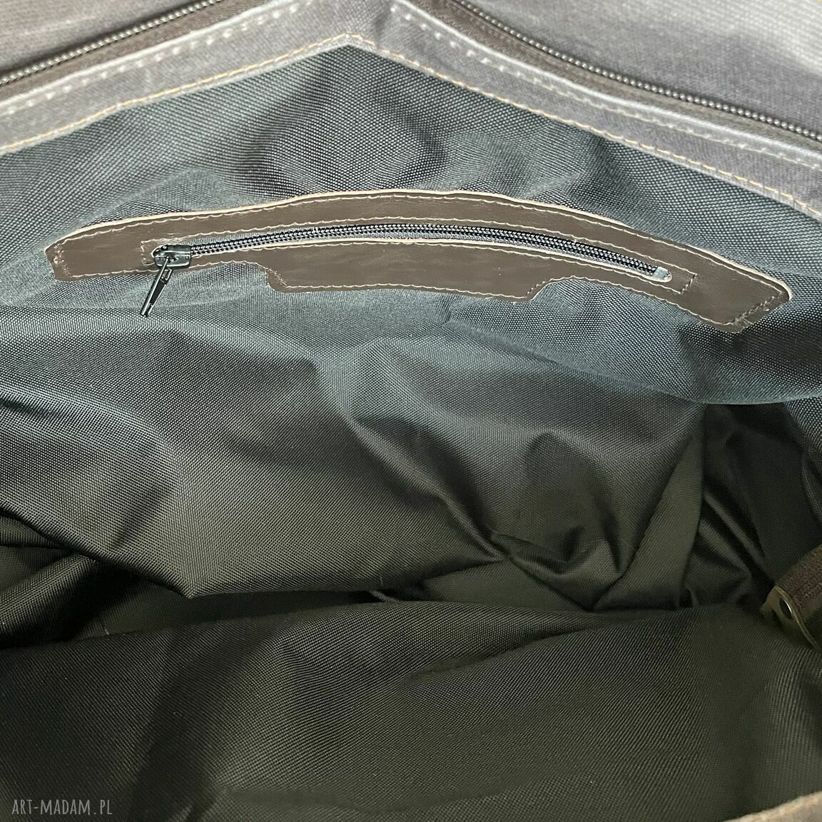 teczki: Duża teczka ze skóry i bawełny woskowanej popielata. Ręcznie zrobione