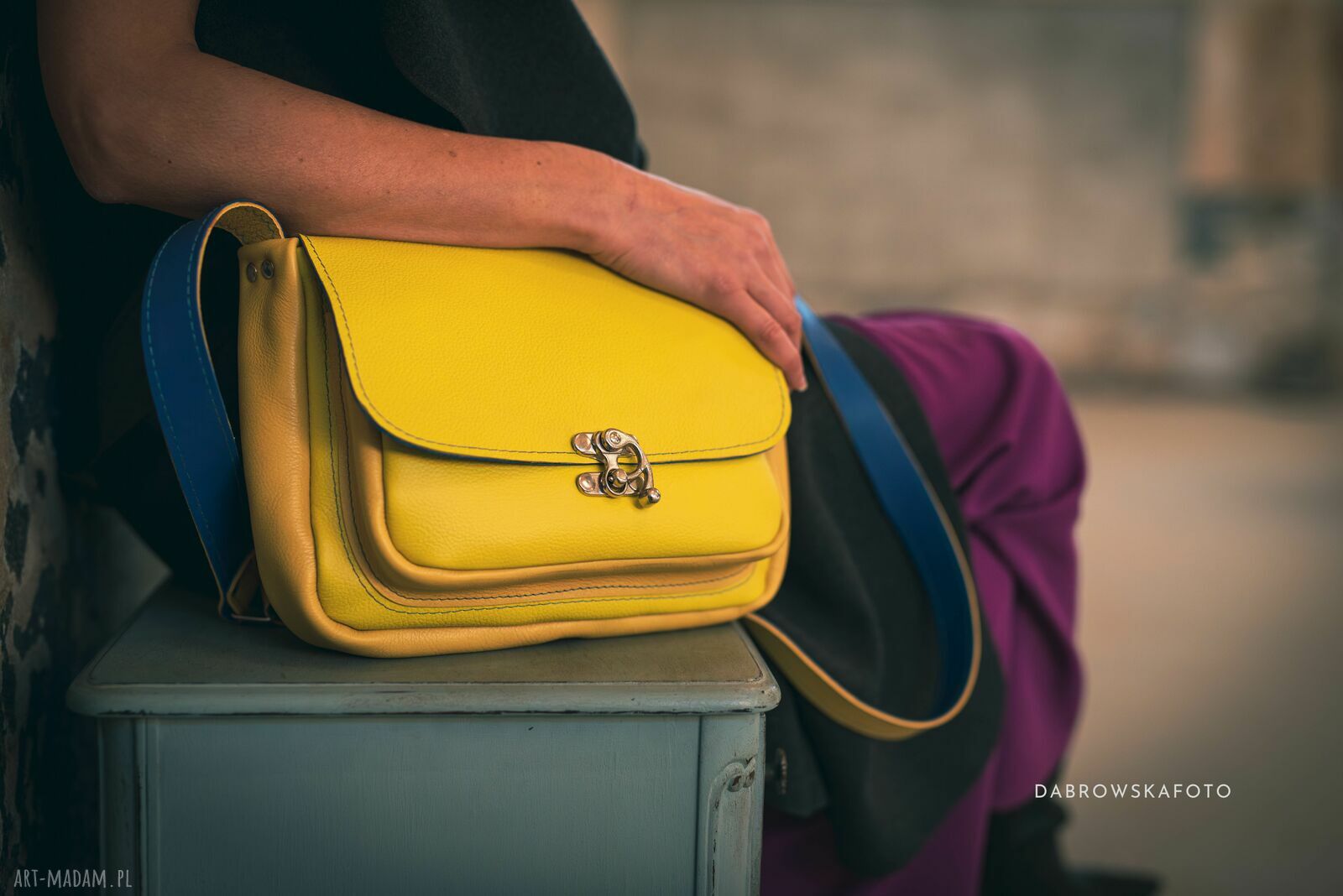Żółta teczuszka na ramię z naturalnej skóry - elegancka teczka