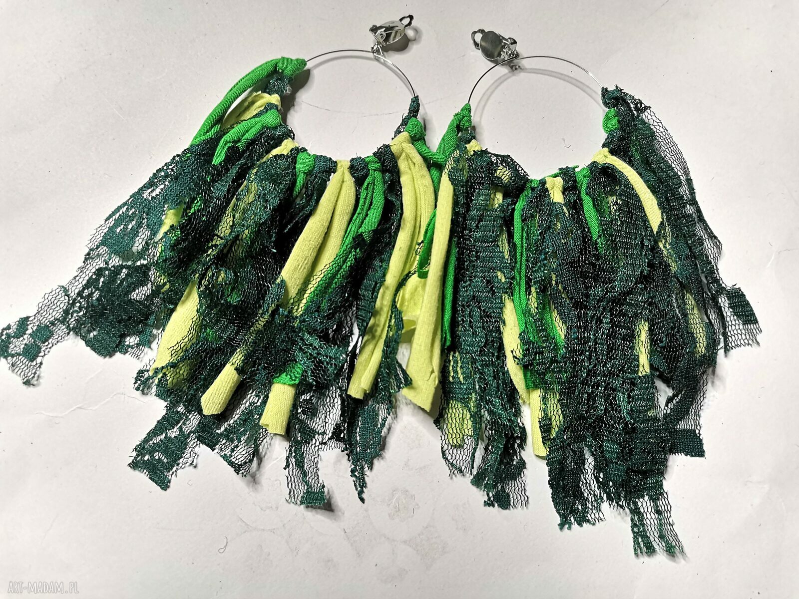 Koronkowe klipsy boho etno - lekkie i kolorowe od Rudy Klary