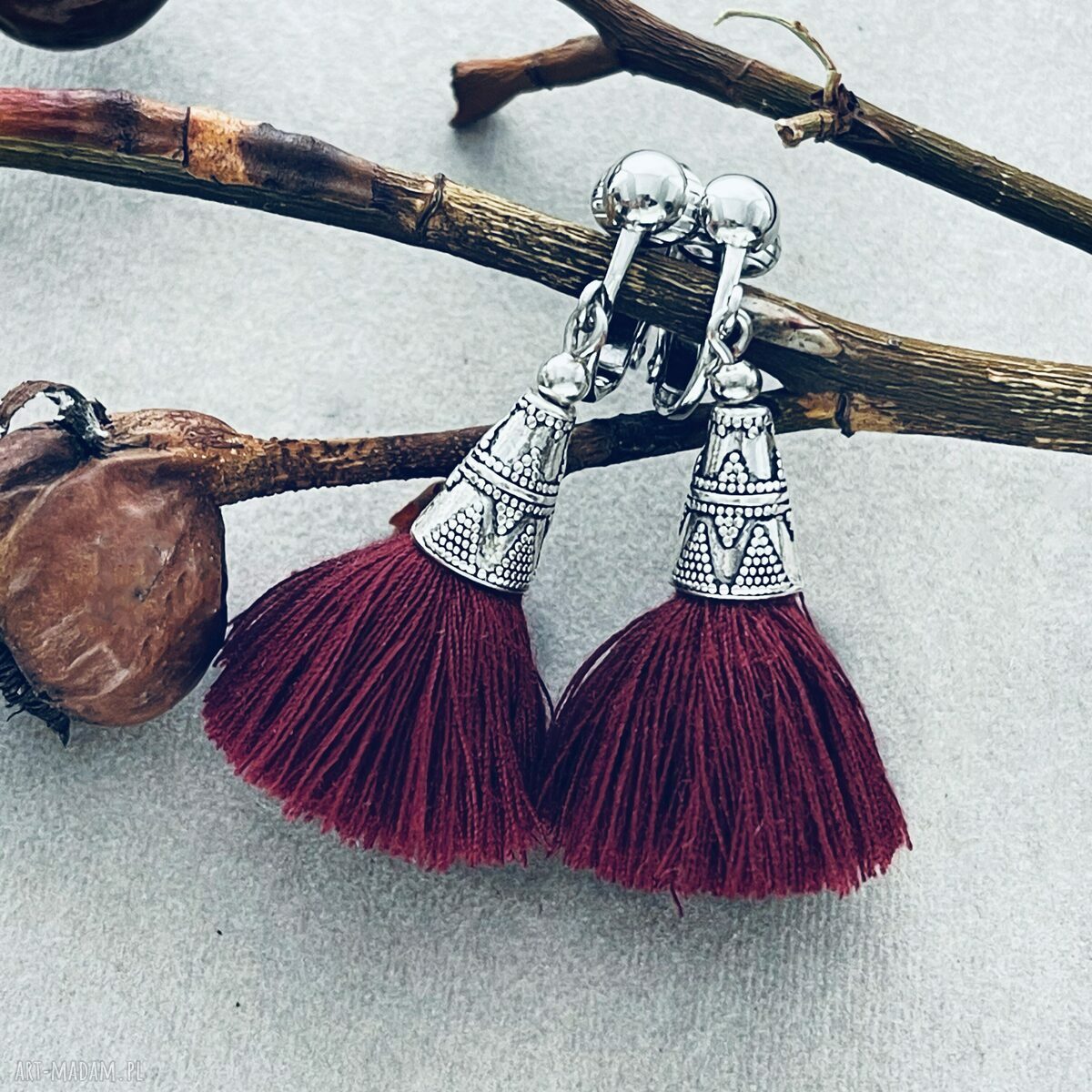 Klipsy Tomiła Boho z chwostami bordo