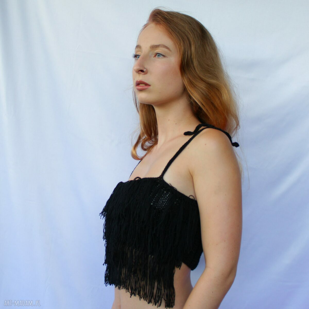 Czarny top z frędzlami - letnia bluzka handmade