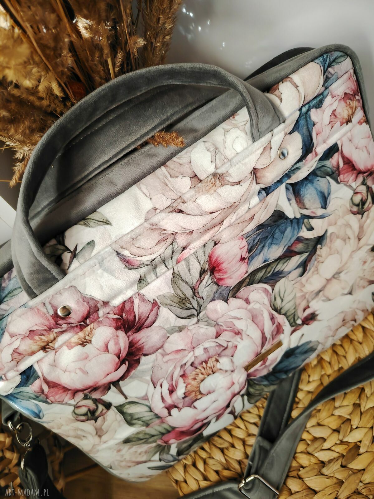Torba na laptopa A4 - rączki, odpinany pasek i 3 praktyczne kieszenie