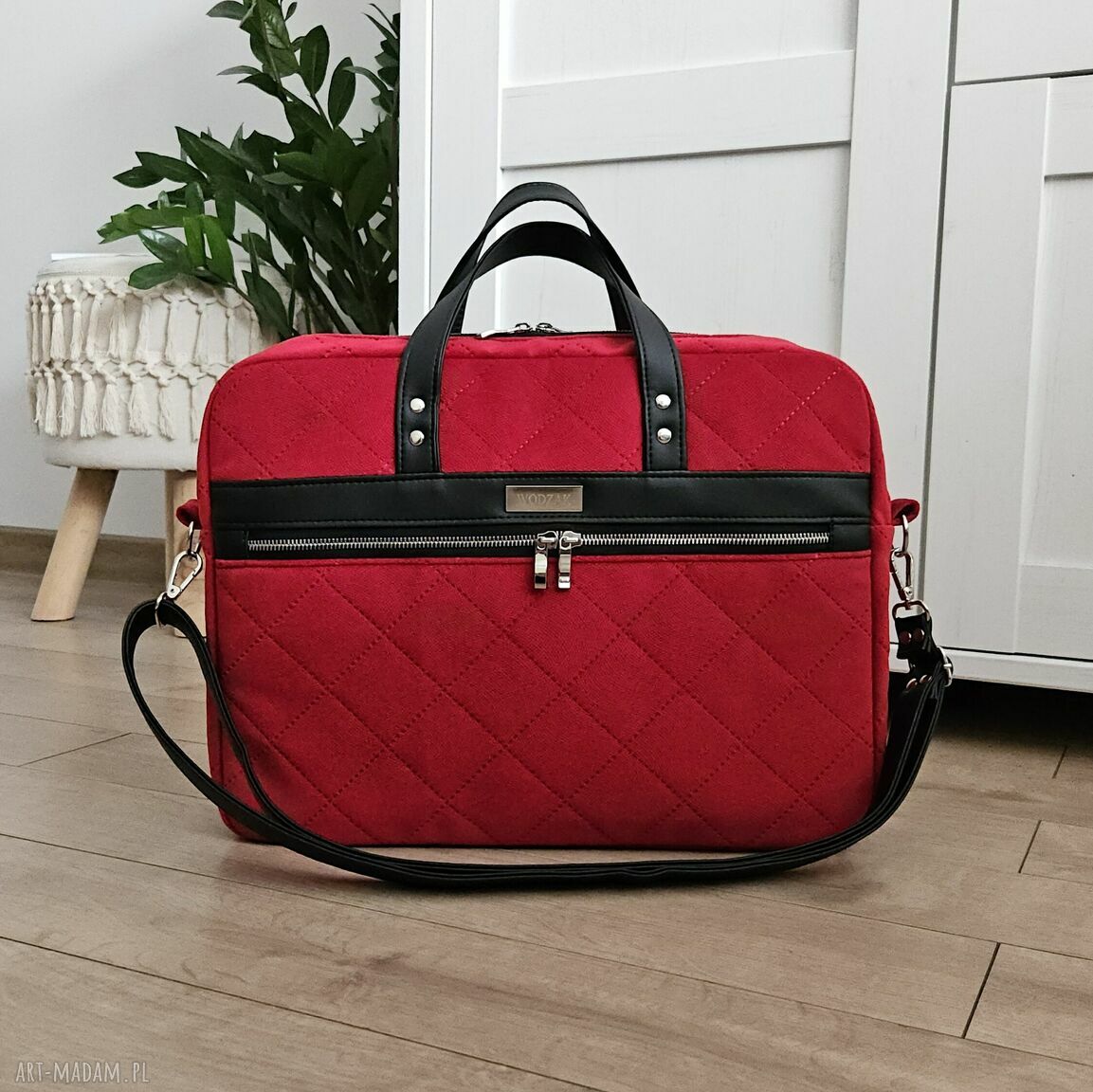 na laptopa: Torba biznesowa Melania czerwona Ręczne wykonanie