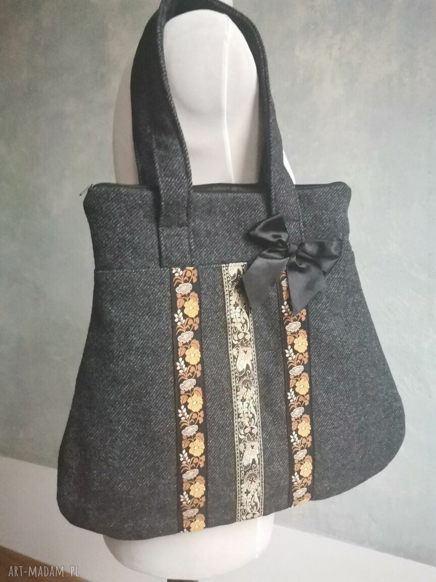 Torba boho z tasiemkami na ramię - frędzle w stylu Frida (36 x 24 cm)