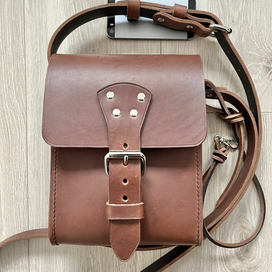 na ramię: Torba brązowa na ramię ze skóry ręcznie uszyta. Handmade