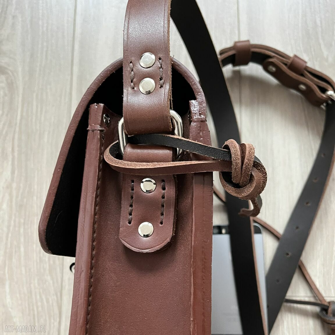 na ramię: Torba brązowa na ramię ze skóry ręcznie uszyta. Handmade