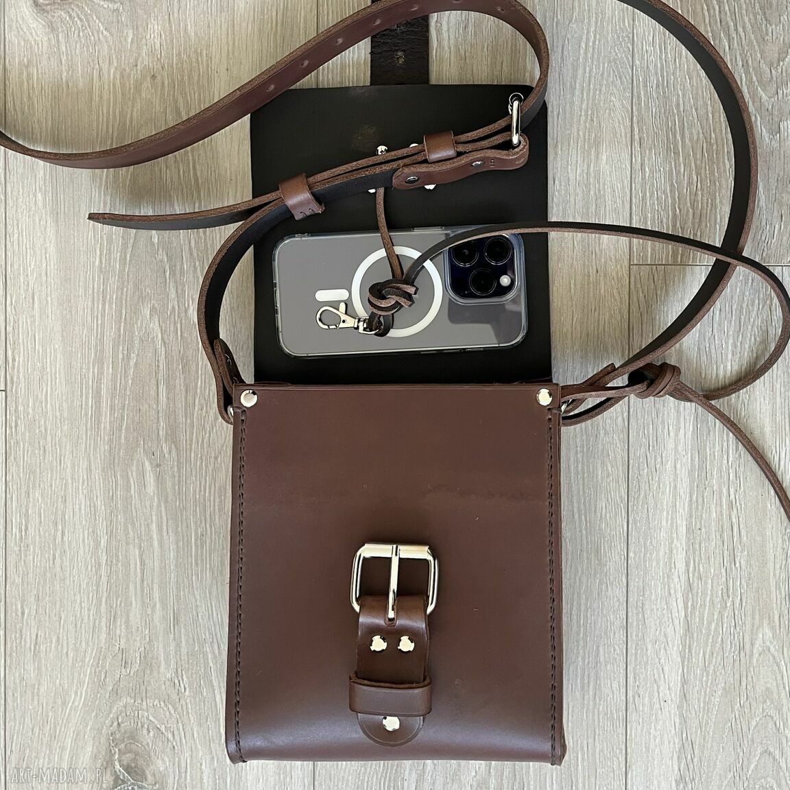 na ramię: Torba brązowa na ramię ze skóry ręcznie uszyta. Handmade