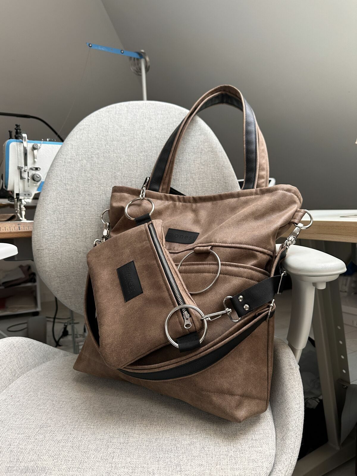 Torba City Noise Light Brown na ramię - brązowa wegańska na zamek