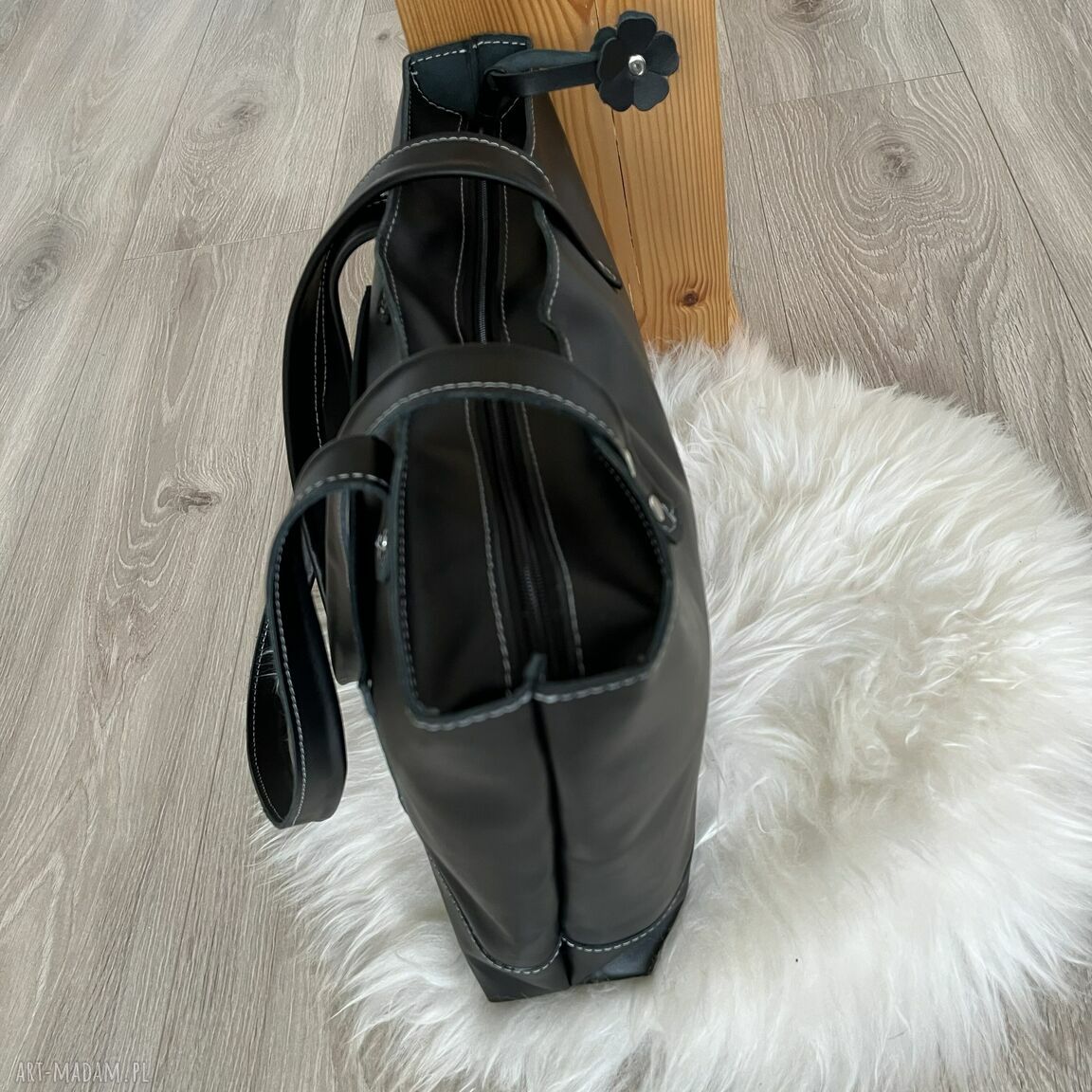 na ramię: Torba czarna Schopperka na ramię ze skóry. handmade