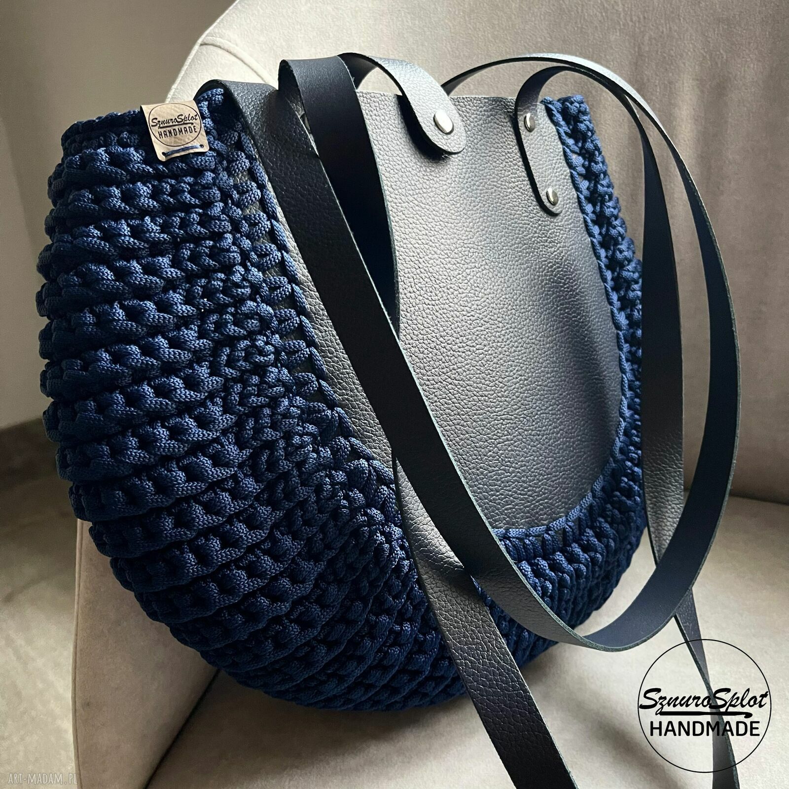 Granatowa torba na ramię handmade ze skóry i sznurka