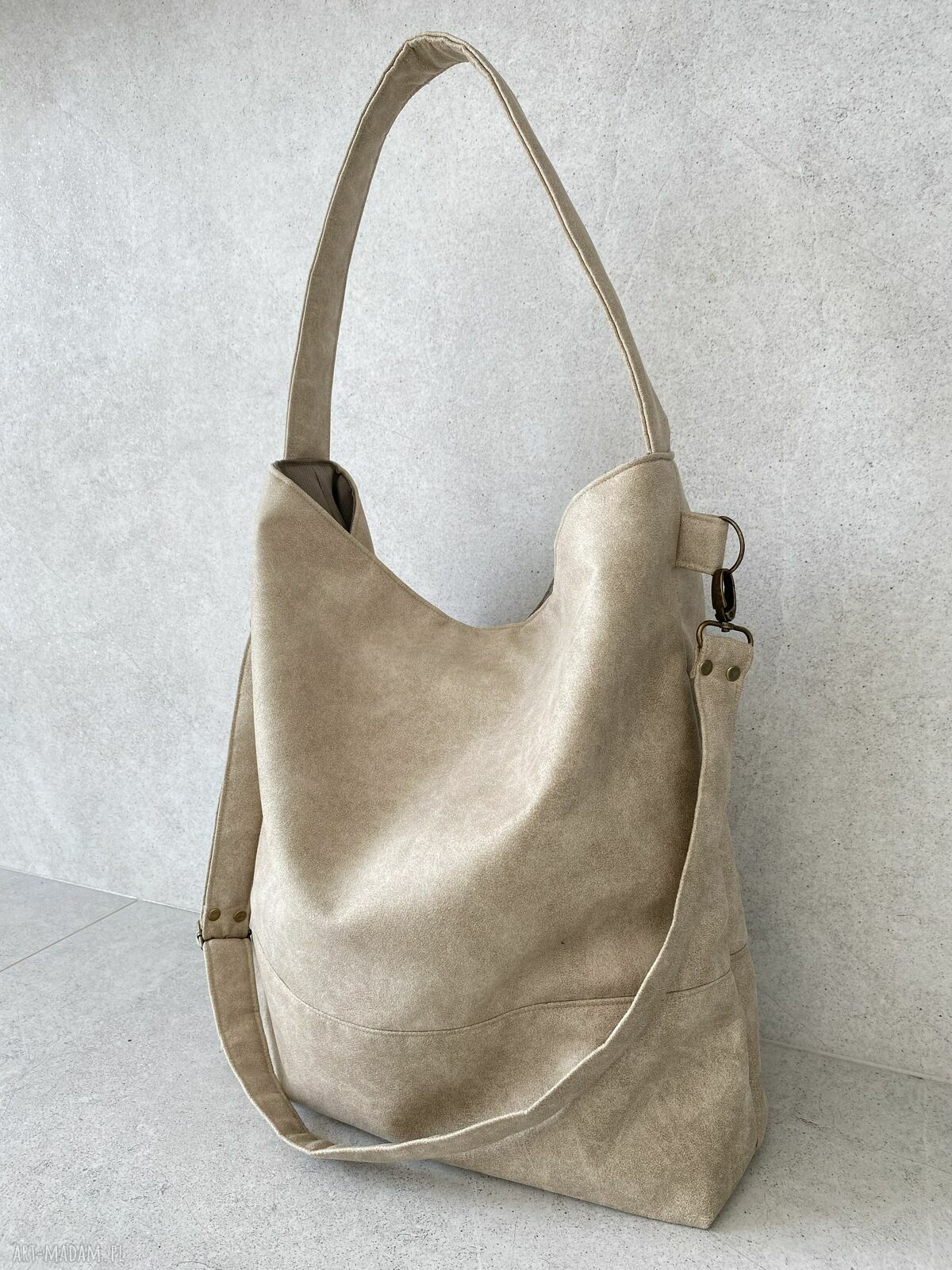 Torba hobo XXL beżowa - wegańska na ramię, ręcznie szyta