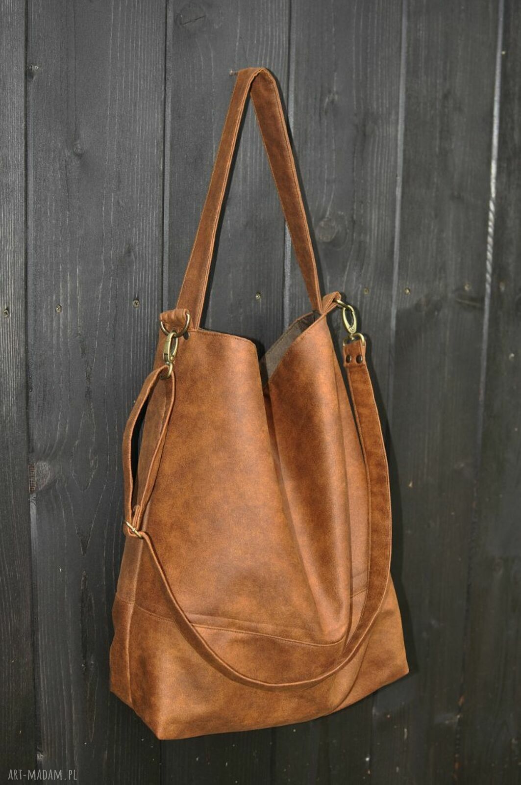 Pojemna torba hobo XXL w kolorze koniakowym