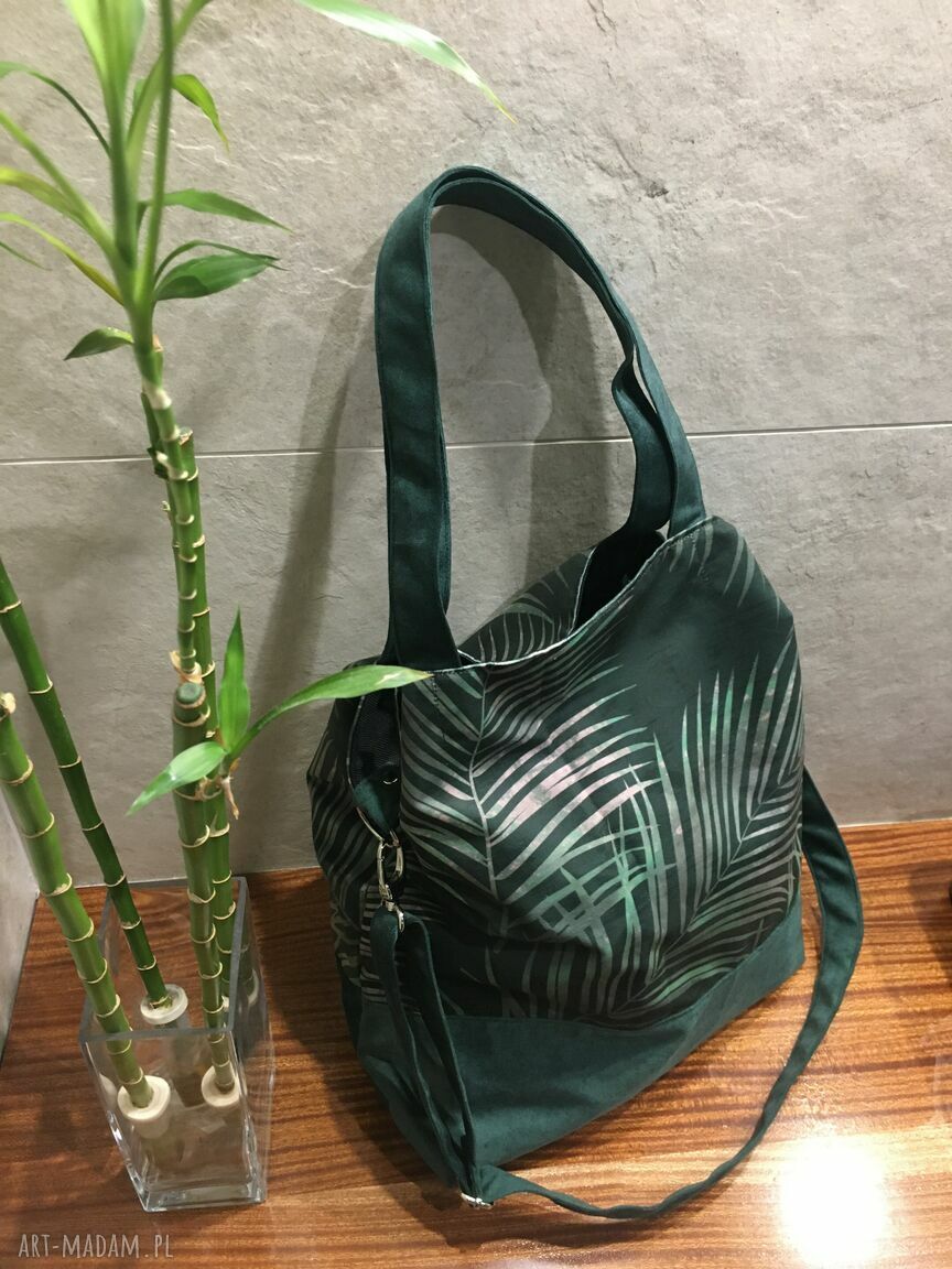 Torba hobo XXL liście palmy - na ramię, wegańska i pojemna (A4 i więcej)